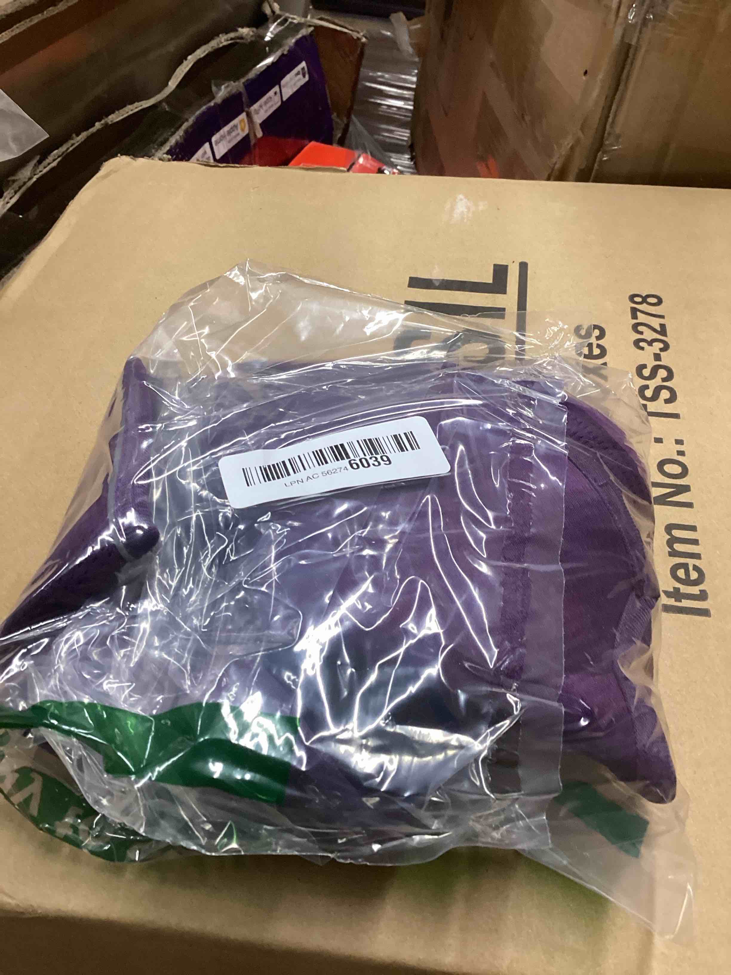 Condition photo showing New/Like New for Dog Anxiety Vest with Hood, Skin-Friendly Thunder Jacket for Dogs, All-in-One Dog Calming Shirt with Hood for Thunder, Fireworks, Separation - Keep Pet Calm Without Medicine, Purple, S Small Purple