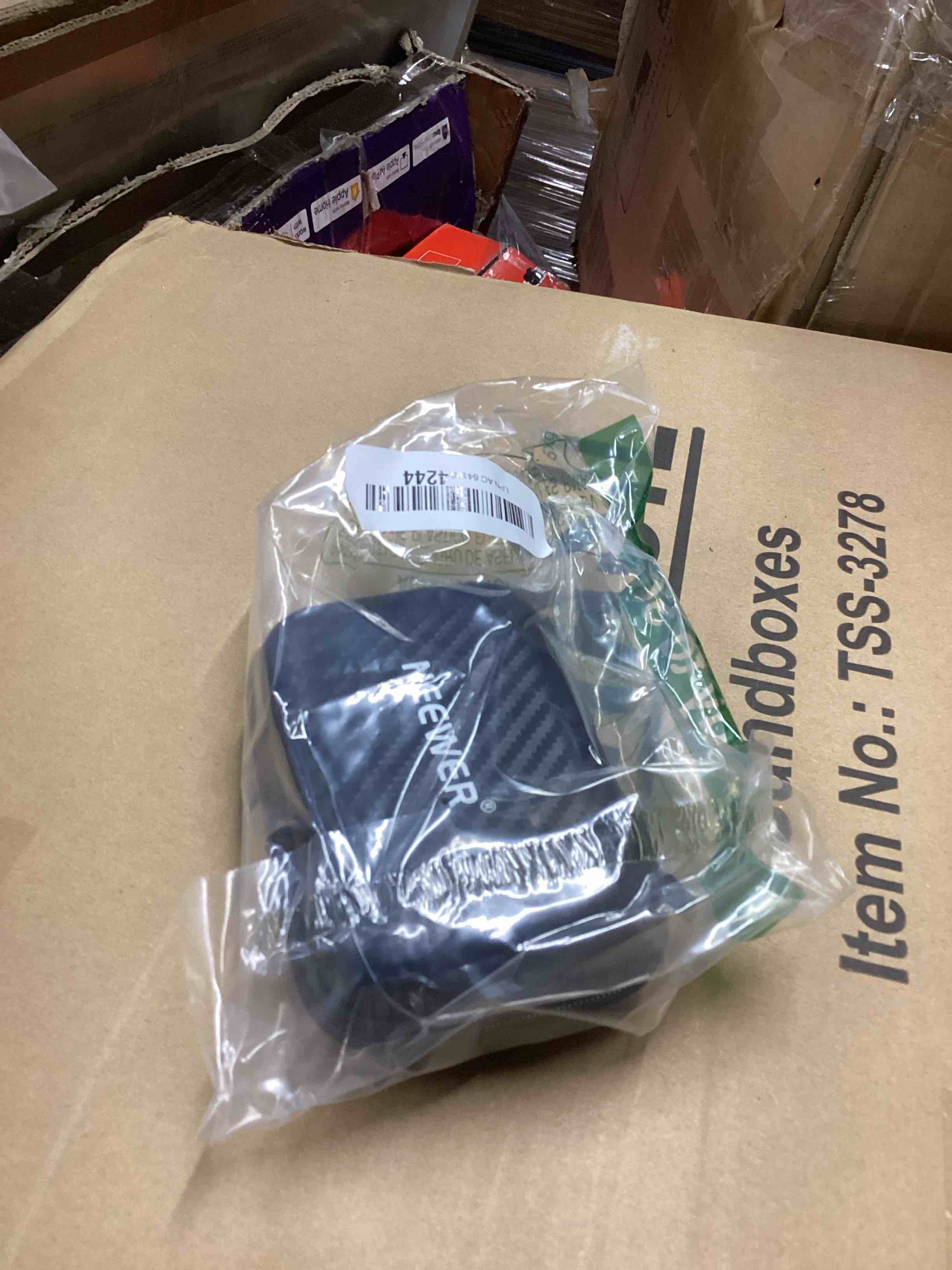 Condition photo showing Good Condition for 52mm Variable ND2-ND400 Filter with Upgraded Phone Clip, Neutral Density Filter Lens for iPhone 16/15/14/13 Pro Max Samsung Moto Google TCL, HD Double-Sided Multi-Coated Glass