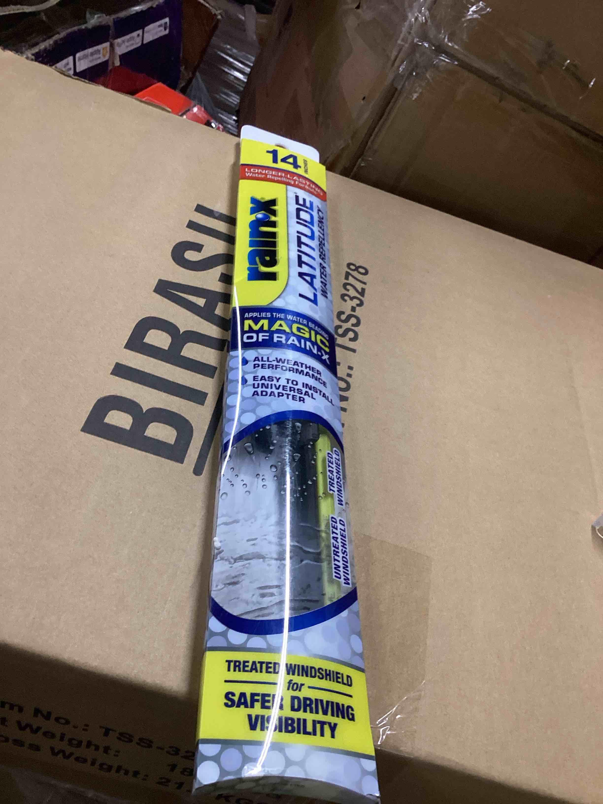 Condition photo showing New/Like New for Rain-X 5079272-2 Latitude 2-In-1 Water Repellent Wiper Blades, 14 Inch Windshield Wipers (Pack Of 1), Automotive Replacement Windshield Wiper Blades With Patented Rain-X Water Repellency Formula 14" Latitude