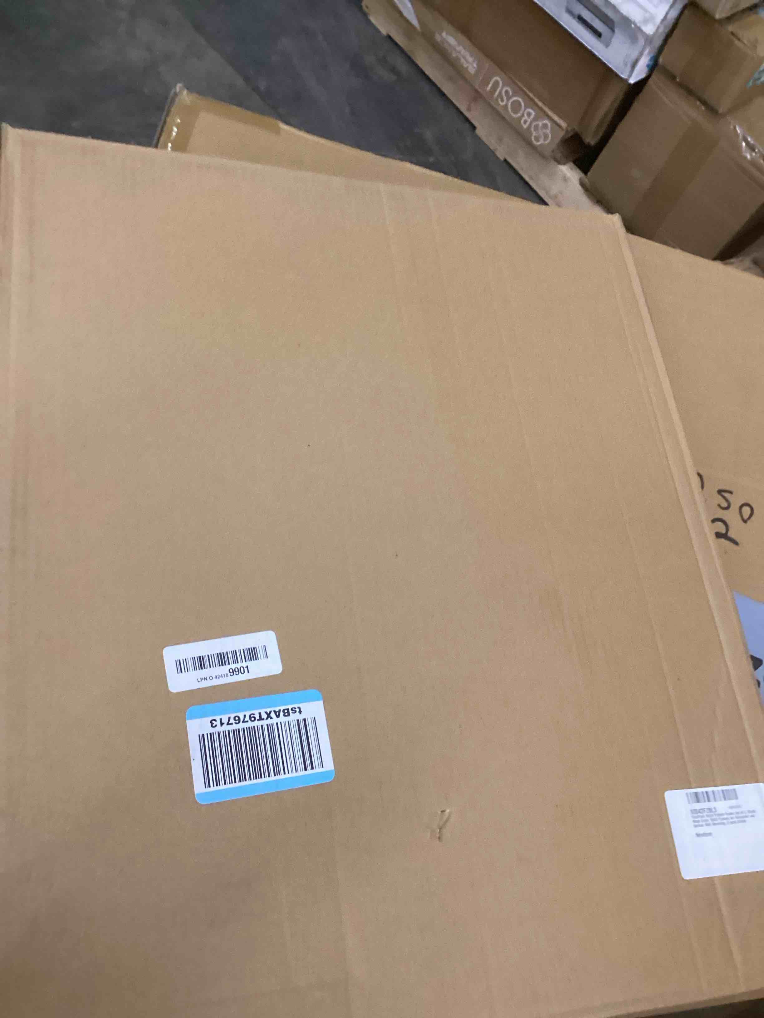 Condition photo showing New/Like New for 16x24 Picture Frame Set of 3, Black Wood Grain 16x24 Frames for Horizontal and Vertical Wall Mounting (3 pack,Black)