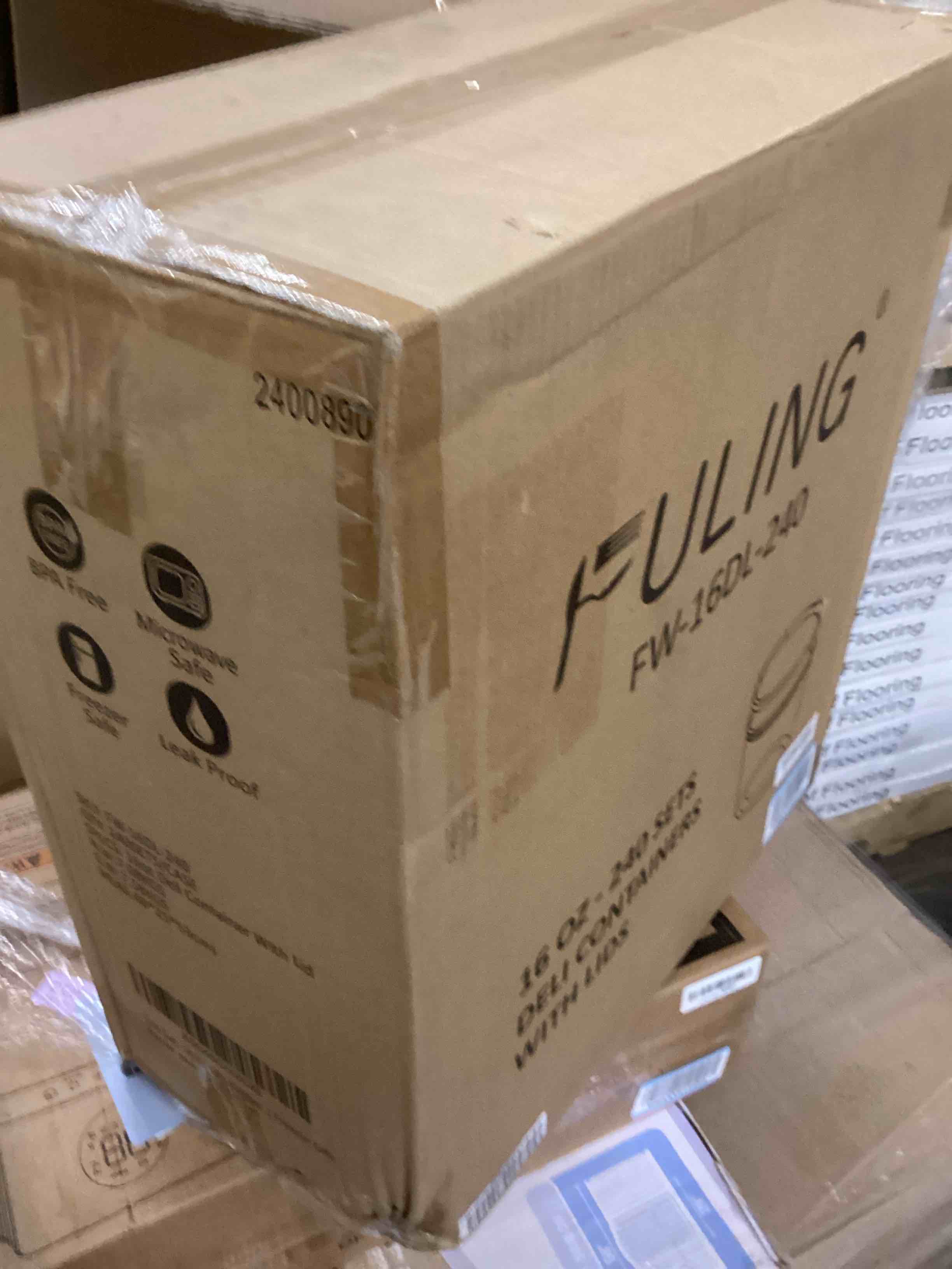 Condition photo showing New/Like New for [240 Set - 16 oz.] Plastic Deli Food Storage Containers With Lids, Disposable togo containers for soup, Meal Prep, Slime | BPA Free | Stackable | Leakproof | Microwave | Dishwasher | Freezer Safe 16 oz.-240