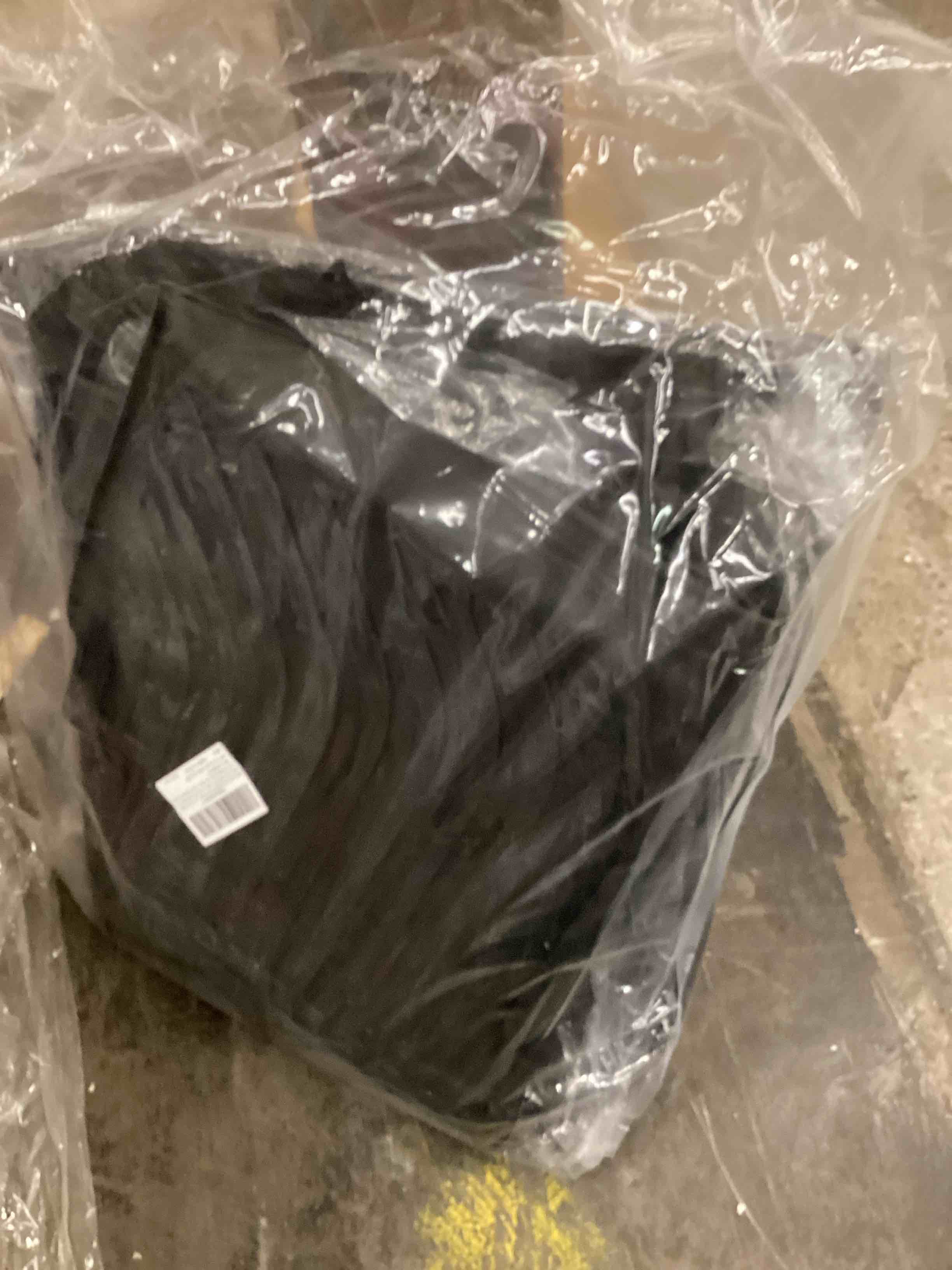 Condition photo showing New/Like New for Binmotor-All Weather Floor Mats for Kia Sorento 2020 2019 2018 2017 2016, 1st & 2nd & 3rd Row Full Set, Heavy Duty Car Floor Liners-Black for Sorento Accessories