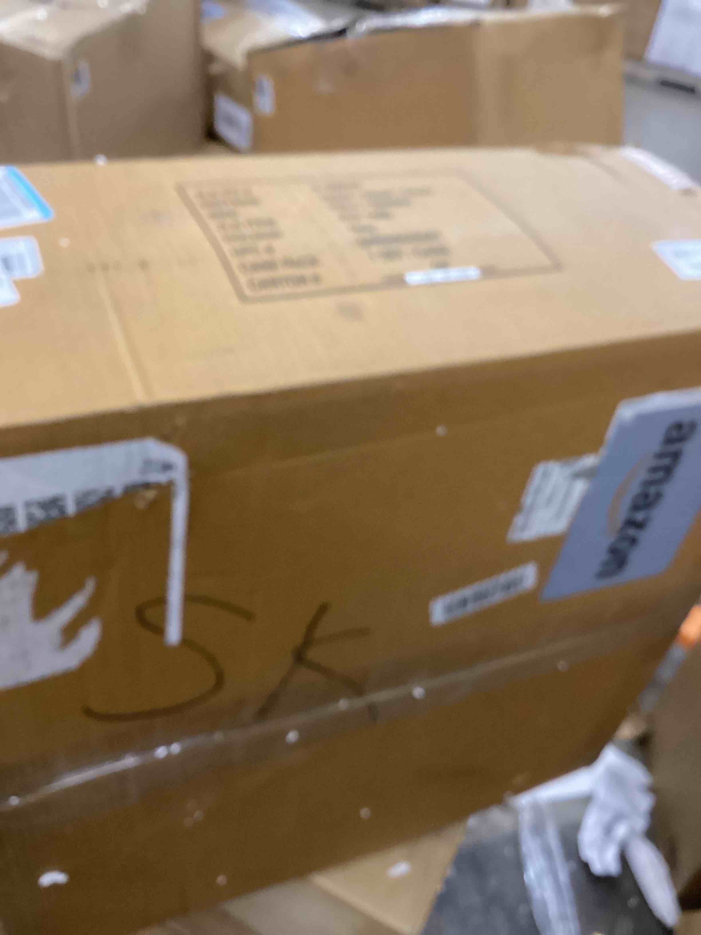 Condition photo showing New/Like New for INK+IVY Comforter for Queen Size Bed, Chenille Tufted, Breathable Cotton Comforter Set Queen, All Season Modern Boho Comforter with Farmhouse Bedding Flare, 2 Matching Shams, Queen Gray 3 Piece