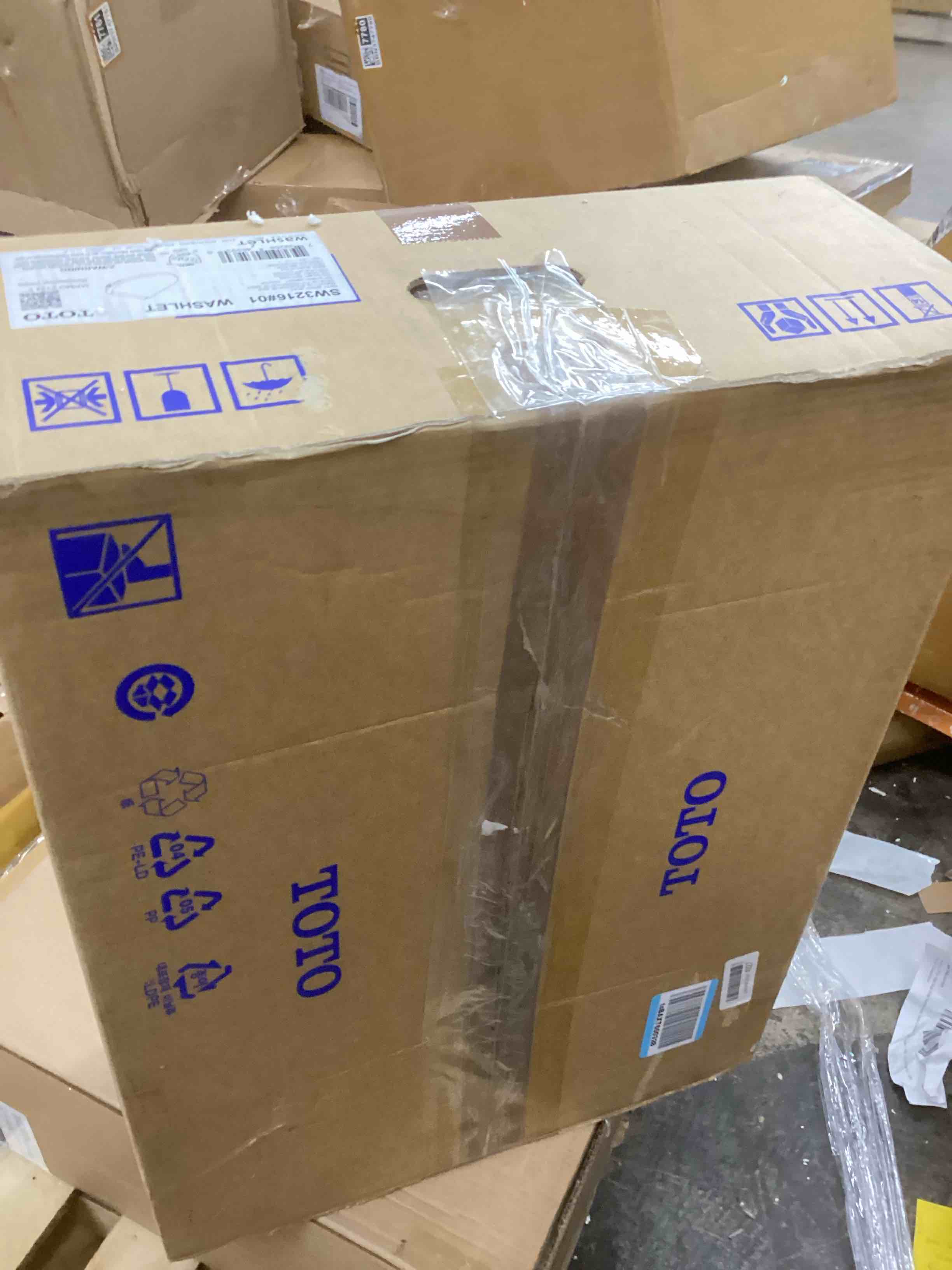 Condition photo showing As Is for TOTO® WASHLET® KS5 Electronic Bidet Toilet Seat with Instantaneous Water Heating, Self-Cleaning Wand and Heated Seat, Elongated, Cotton White - SW3216#01