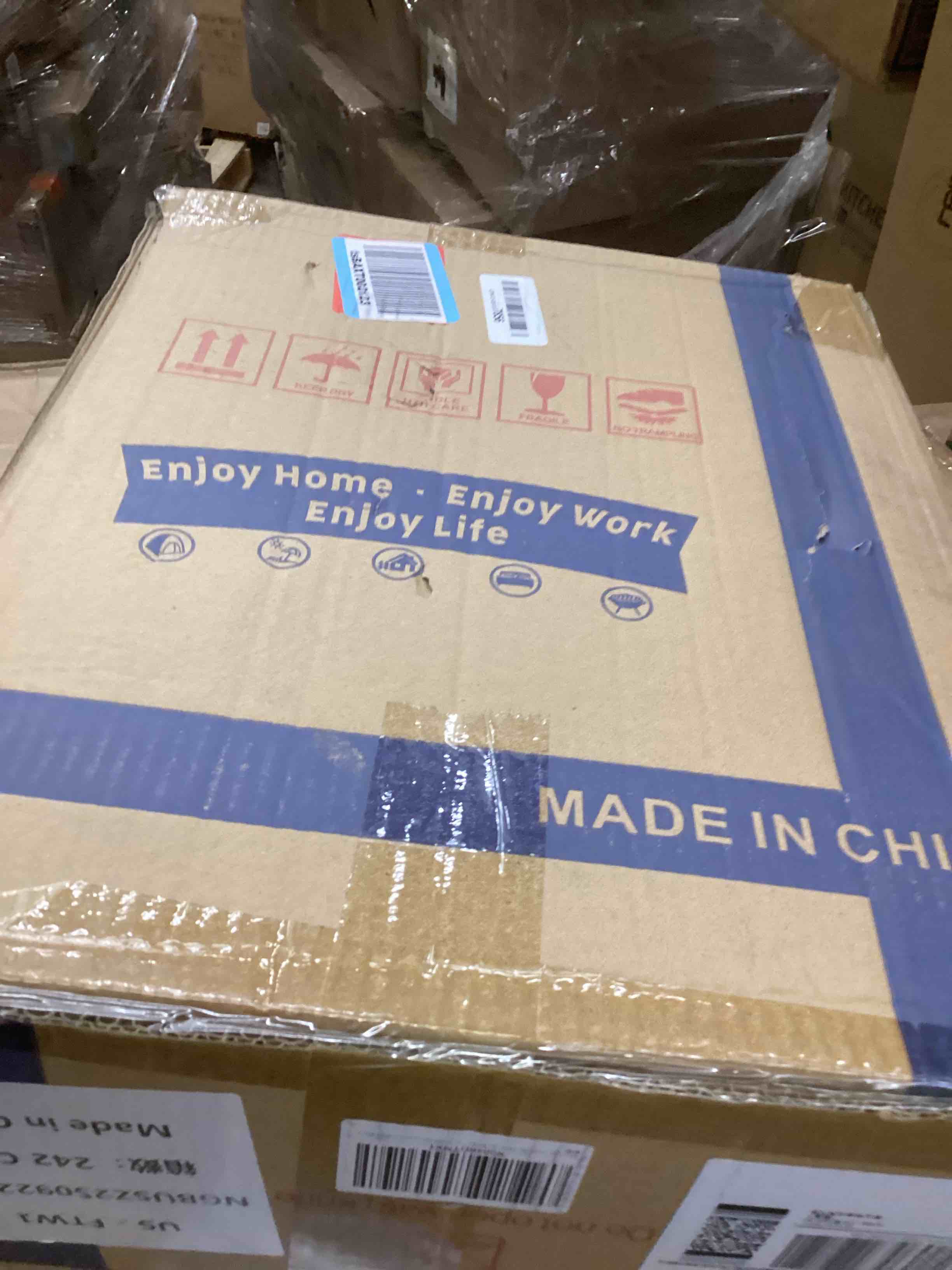 Condition photo showing Good Condition for Stadium Seat for Bleachers with Back Support and Wide Padded Cushion Stadium Chair - Includes Shoulder Strap and Cup Holder Black,2 Pack