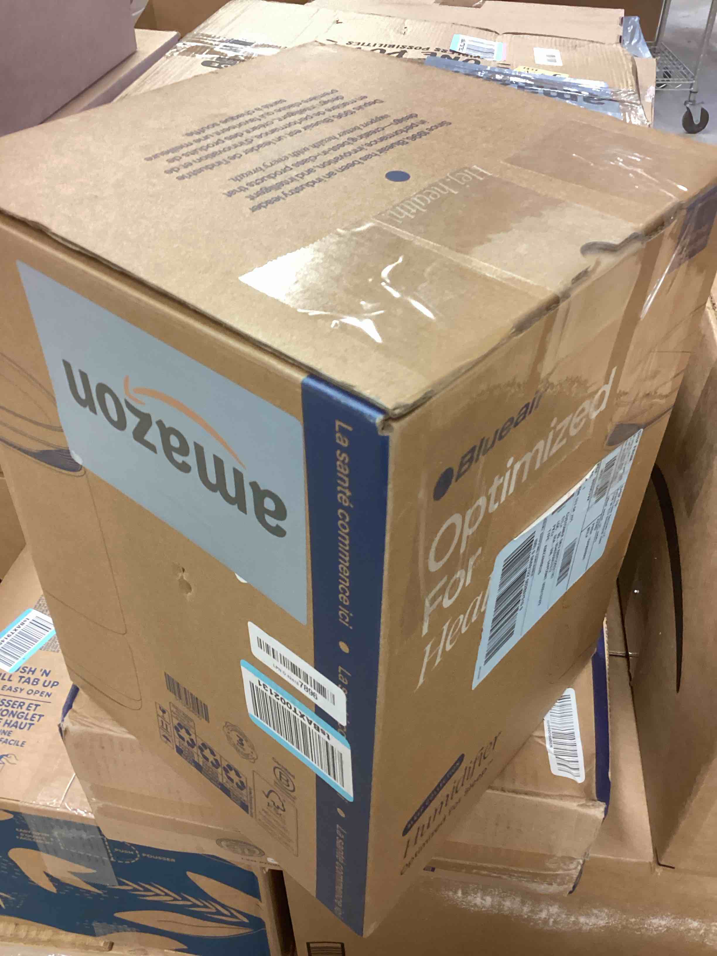 Condition photo showing New/Like New for BLUEAIR Room Humidifier - DreamWell - 48Hr Top-Fill Mist-Free InvisibleMist Technology Aroma Stone for Essential Oils and Soothing Mood Lighting - Quiet Operation for Bedroom and Home Use, Beige