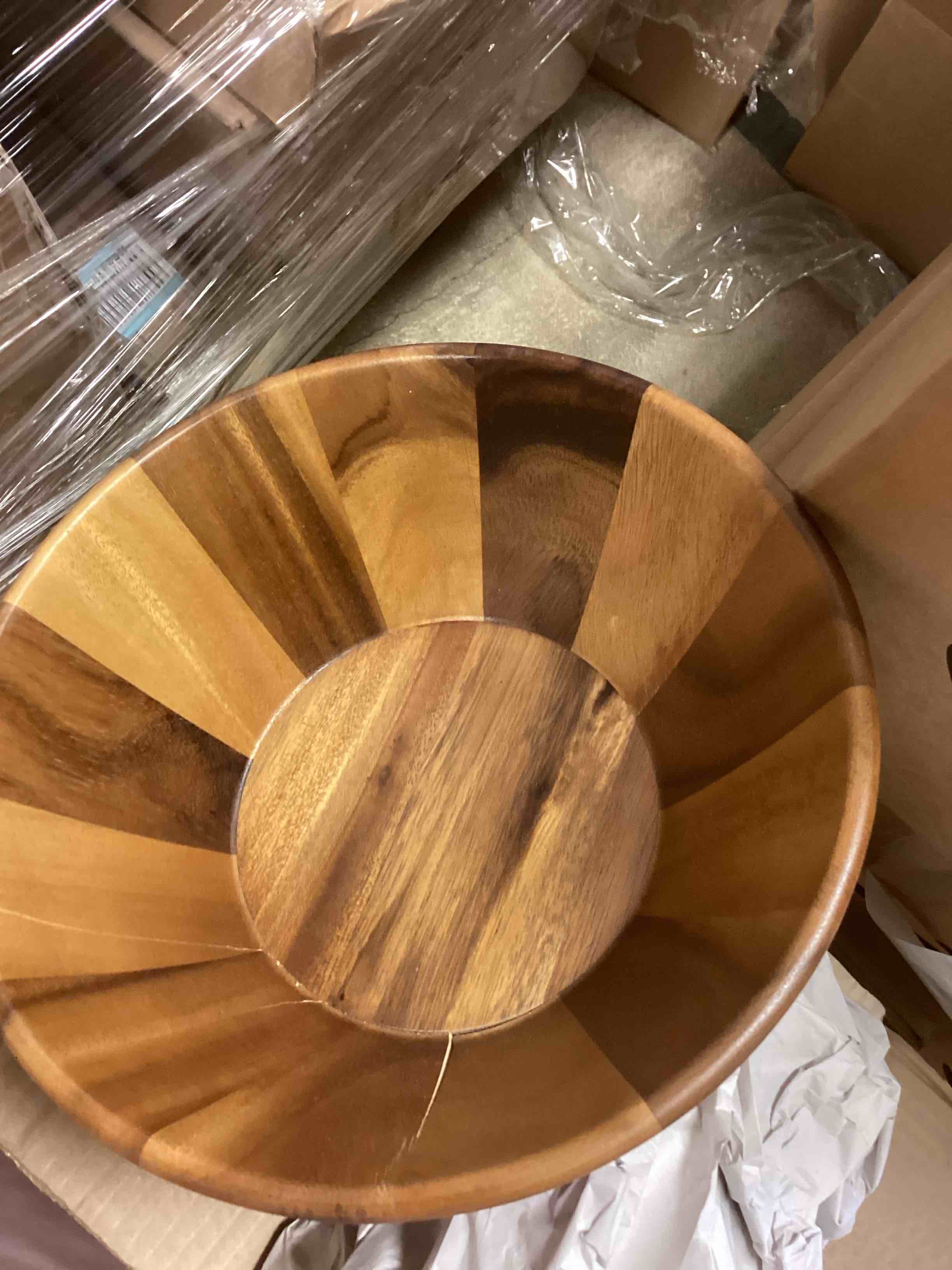 Condition photo showing As Is for Lipper International Acacia Round Flair Bowl Large
