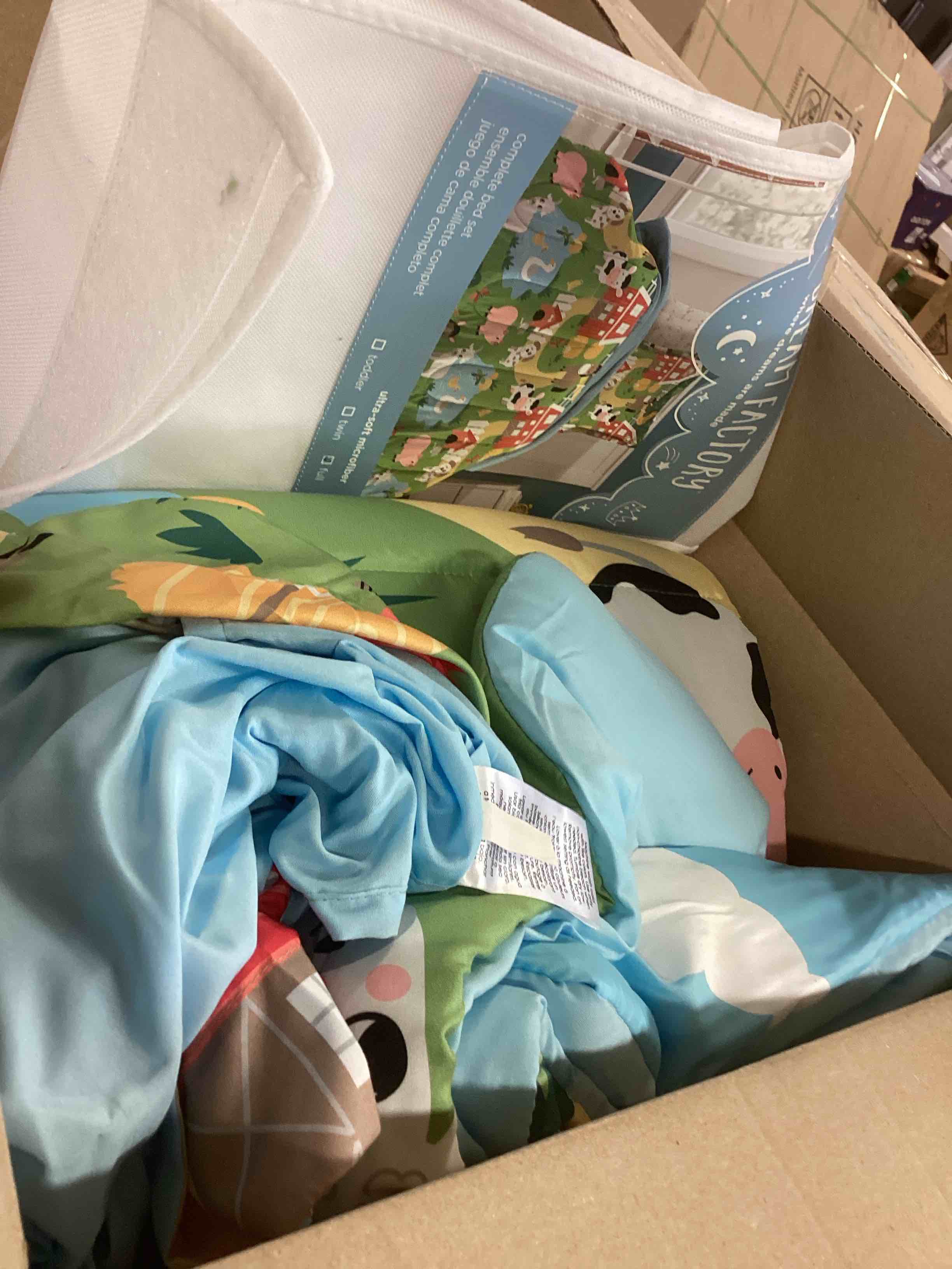 Condition photo showing As Is for Dream Factory Kids 7-Piece Complete Bed Set Easy-Wash Super Soft Microfiber Comforter Bedding, Full, Multi Barnyard Animals Multi Barnyard Animals Full