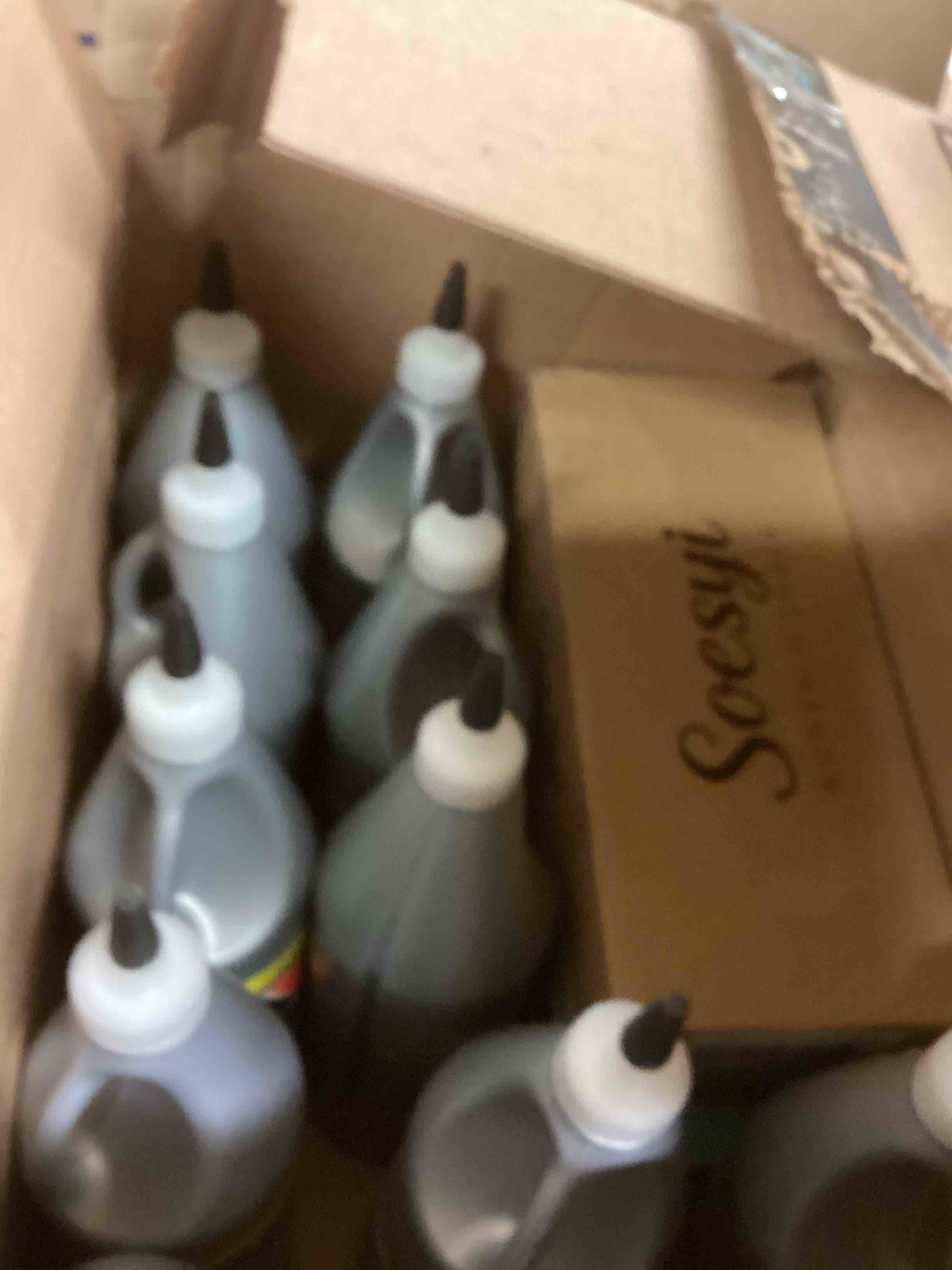Condition photo showing New/Like New for Valvoline SynPower SAE 75W-90 Full Synthetic Gear Oil 1 QT, Case of 12 Advanced 75W-90 1 QT, Case of 12