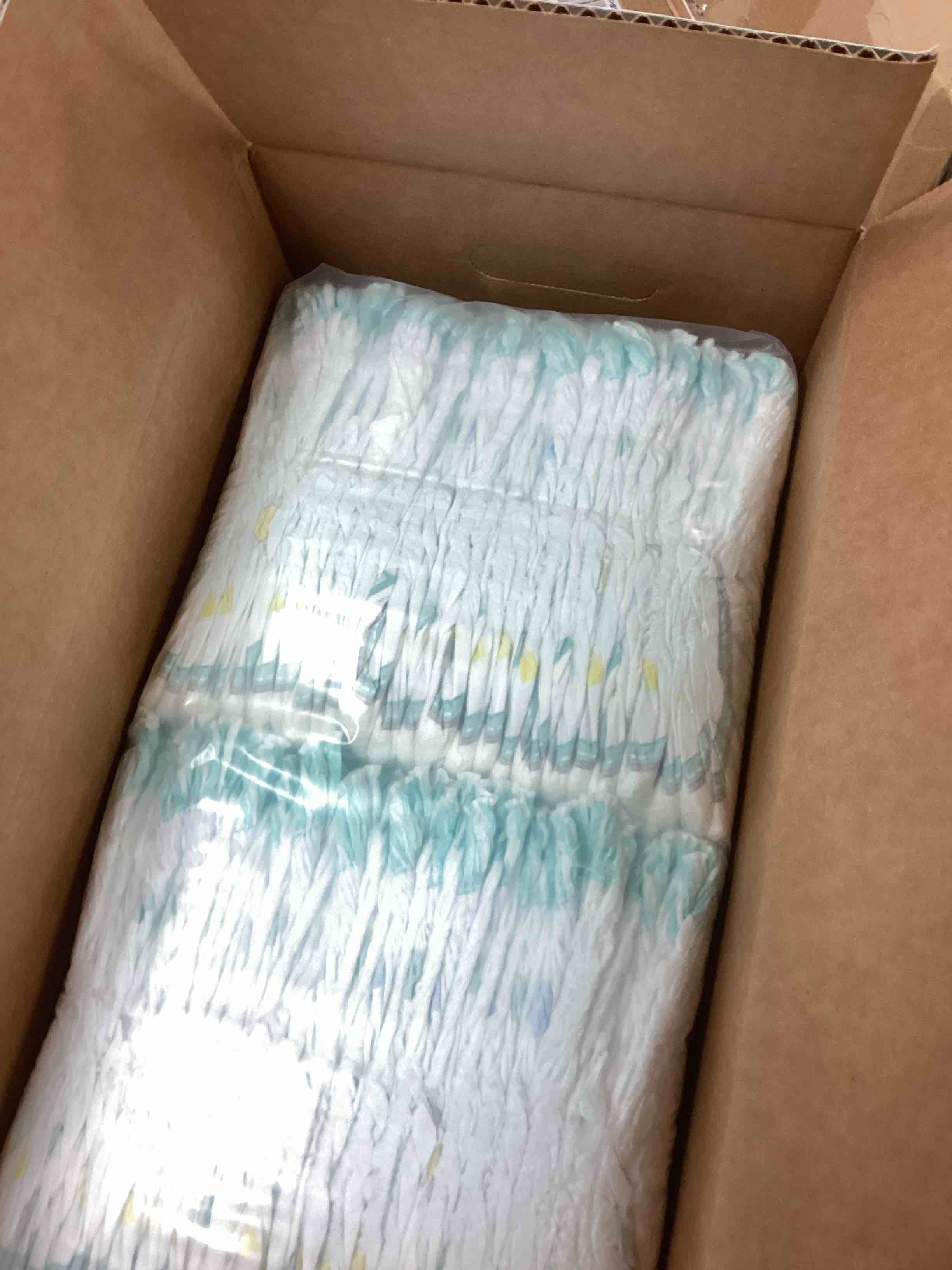 Condition photo showing New/Like New for Pampers Diapers - Swaddlers 360° - Size 4, 104 Count, up to 100% Leakproof Comfy Dry Fit, Designed for Easy Changes, Pull On Baby Diaper (Packaging May Vary) Size 4 104