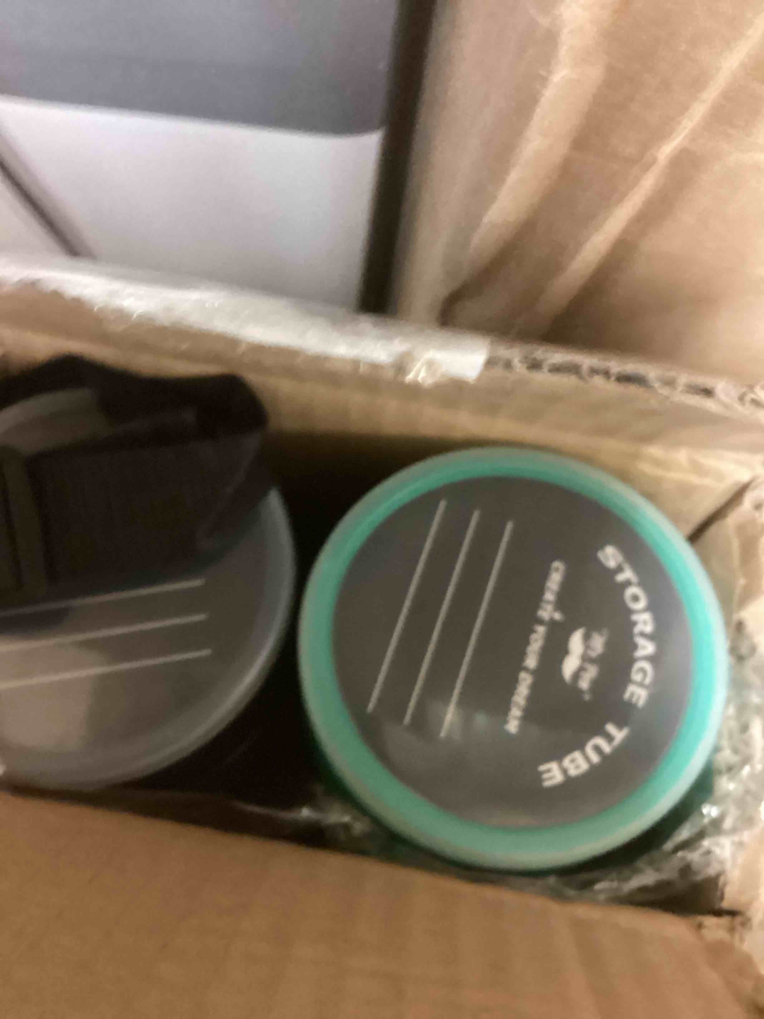 Condition photo showing New/Like New for Mr. Pen- Poster Tube, 2 Pack, Black and Green, Extendable Poster Tube with Strap, Poster Carrying Case, Telescoping Tube, Art & Poster Transport Tubes, Poster Tubes for Storage, Poster Holder Tube Black and Green 2 Pack