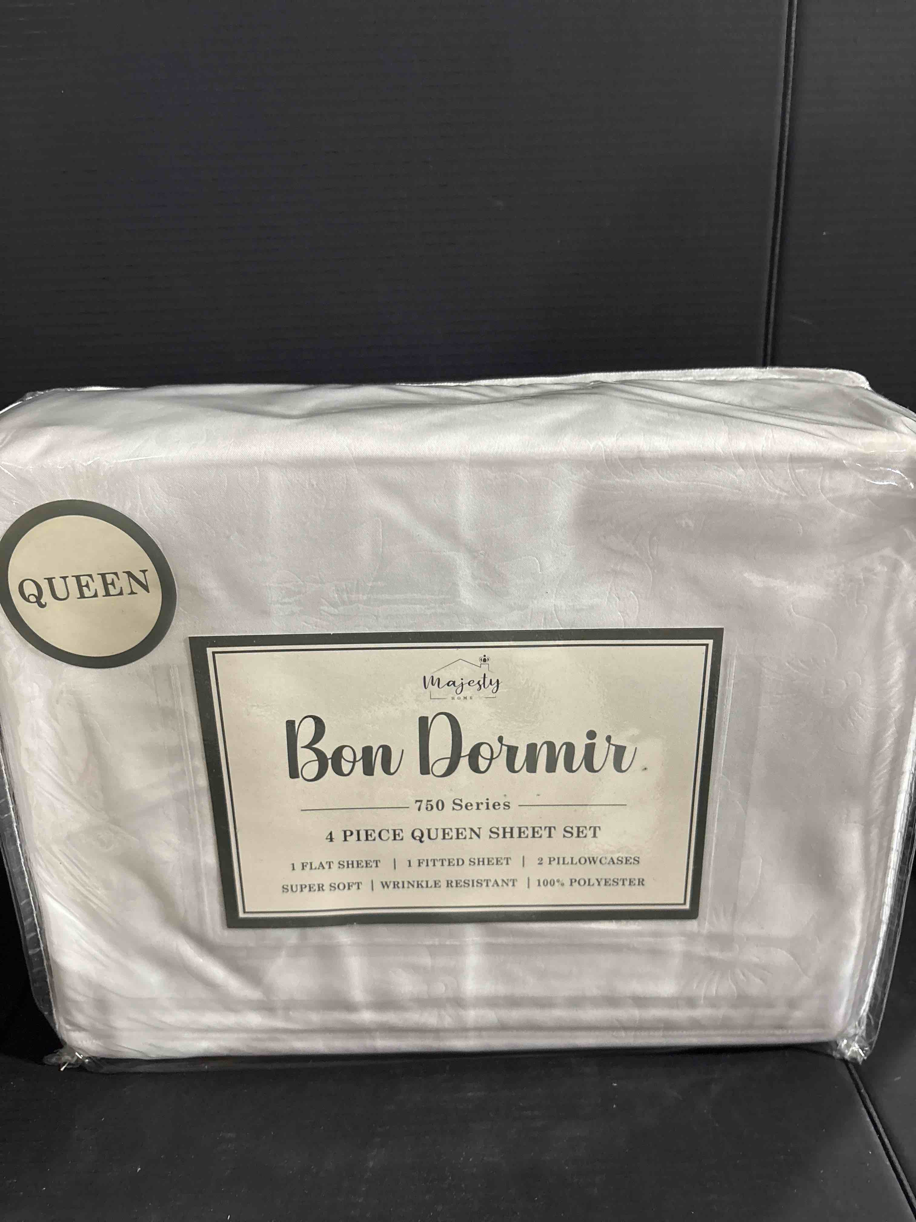 queen Bon Dormir 750 series 4 piece queen sheet set includes one flat sheet one fitted sheet two pillowcases