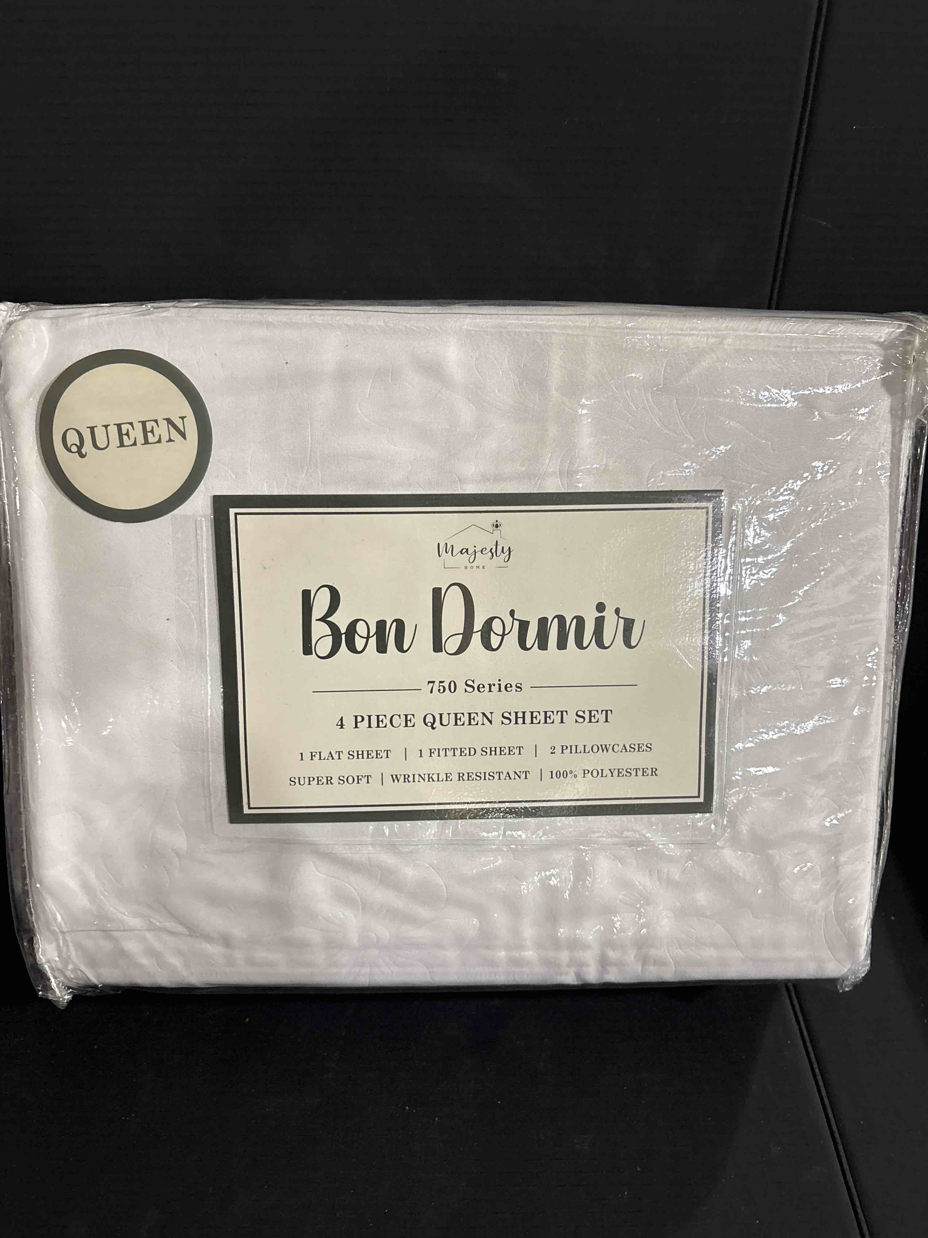 queen Bon Dormir 750 series 4 piece queen sheet set includes one flat sheet one fitted sheet two pillowcases