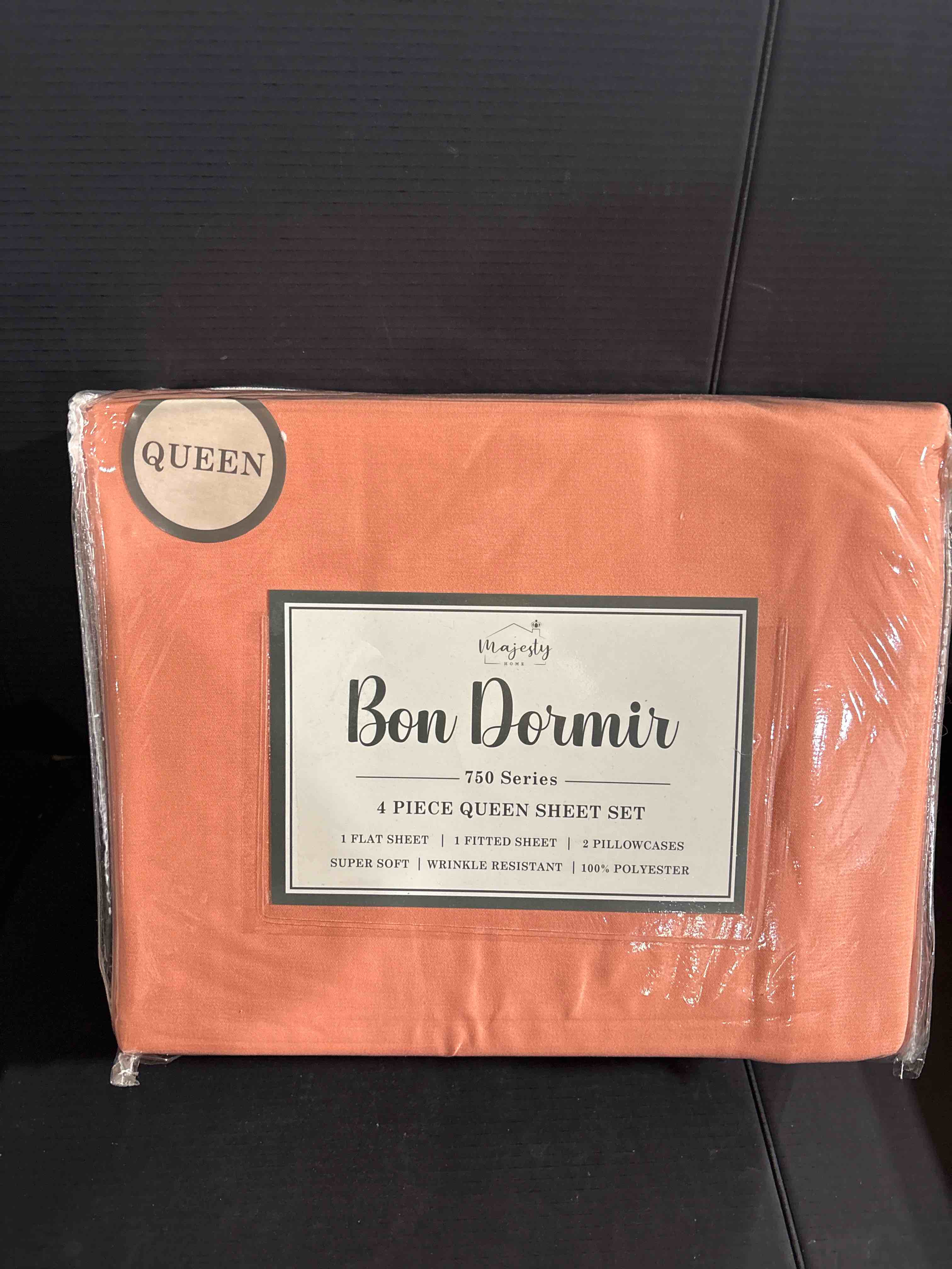 queen Bon Dormir 750 series 4 piece queen sheet set includes one flat sheet one fitted sheet two pillowcases