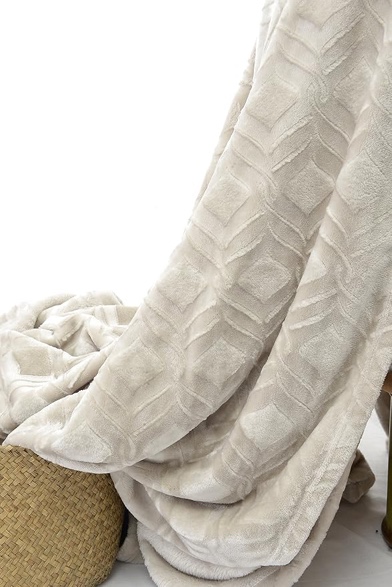 (similar) long rich HappyCare Textiles HCT BKT-001 Ultrasoft Diamond Pattern Embossed Micro Velvet Comforter and Blanket