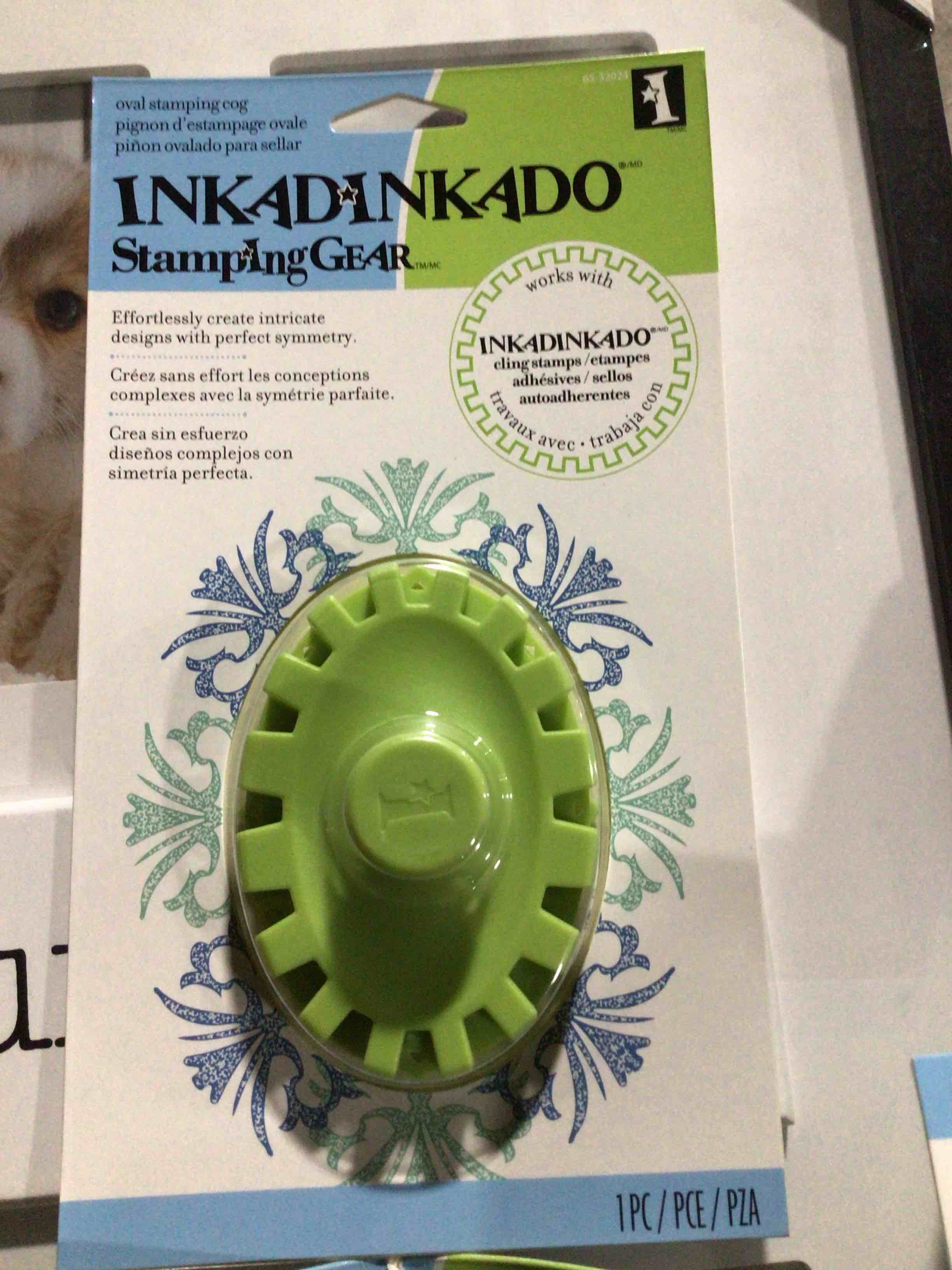 Condition photo showing New/Like New for Inkadinkado Stamping Gear Oval Cog Stamp