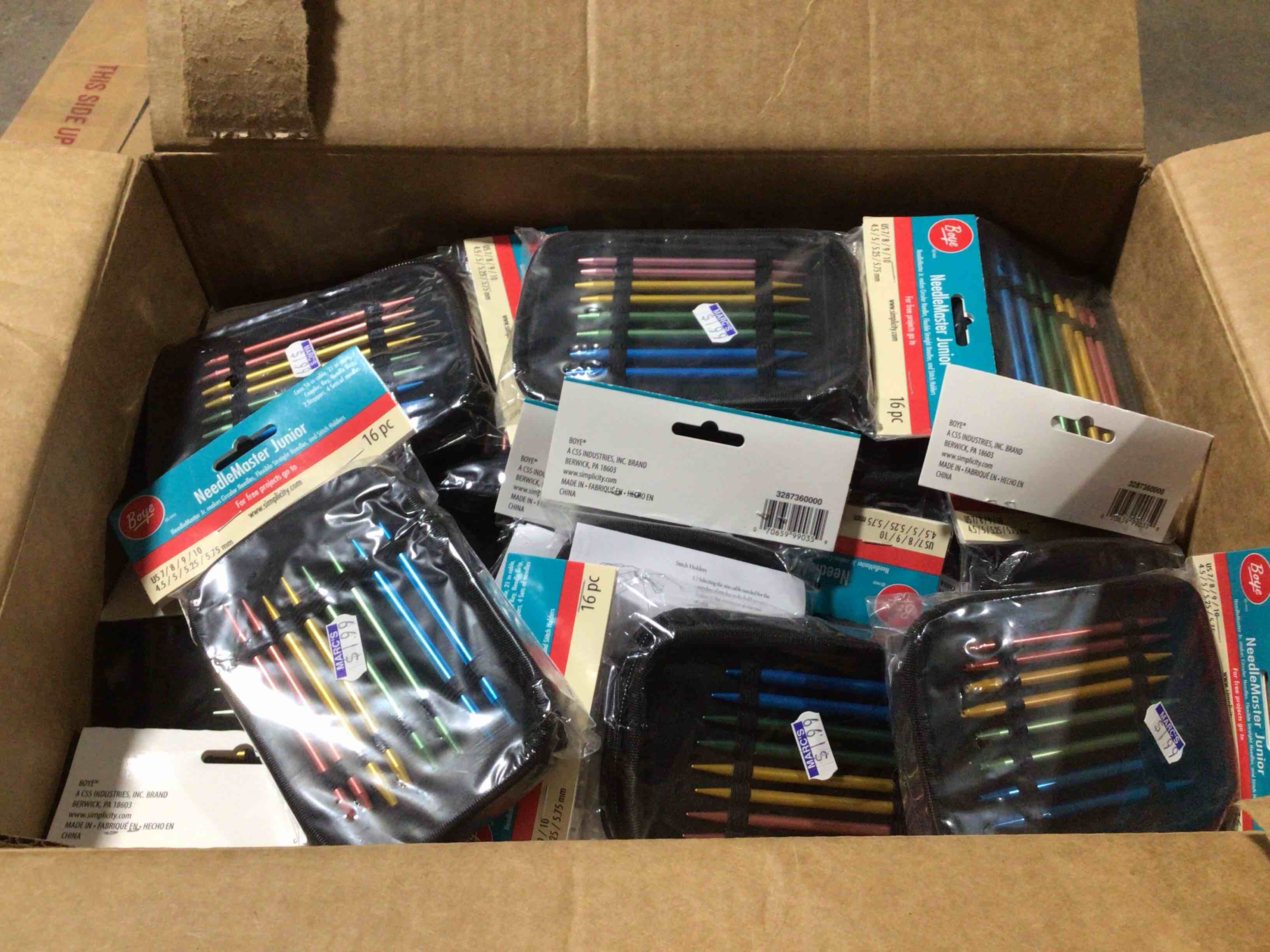 Condition photo showing Good Condition for box lot of miscellaneous items 