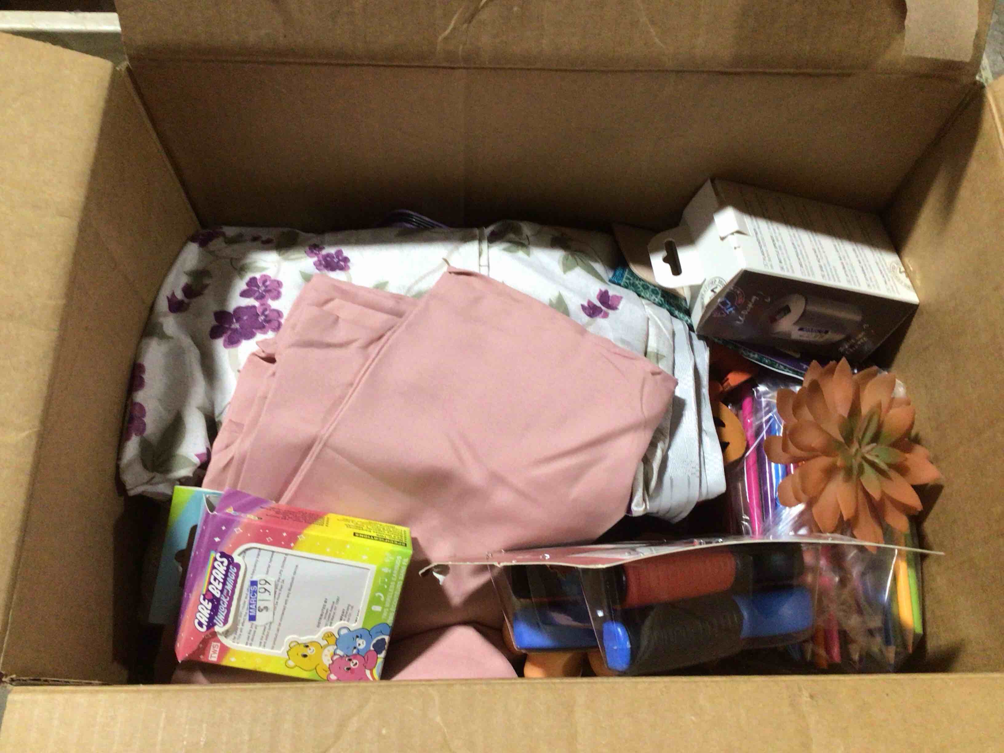 box lot of miscellaneous items 
