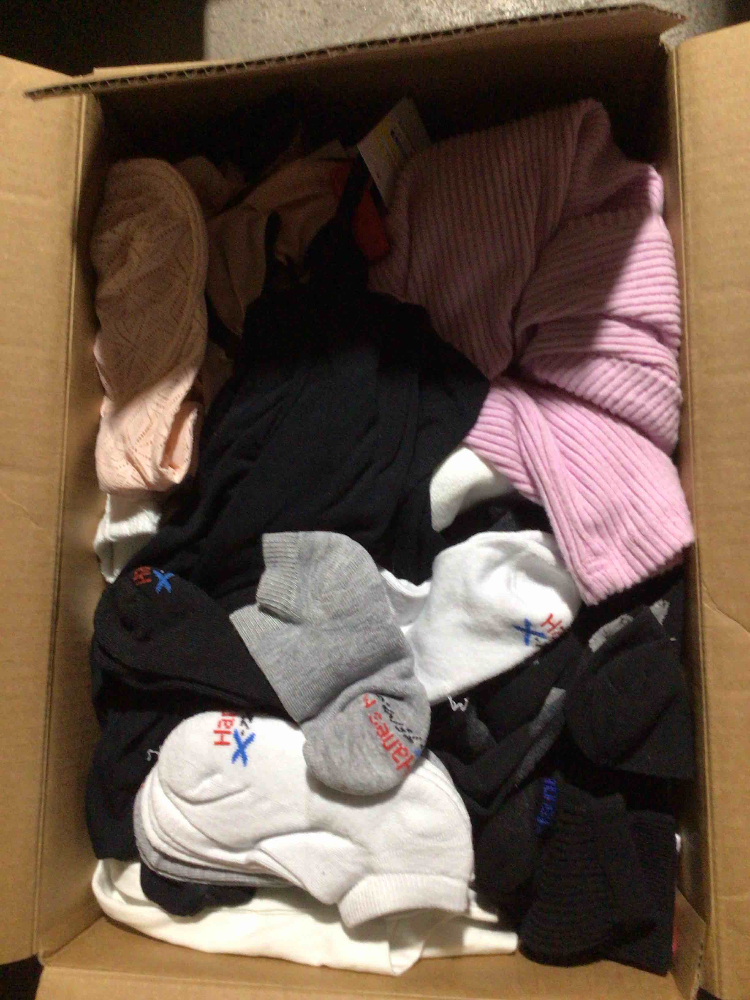 box lot of miscellaneous items 