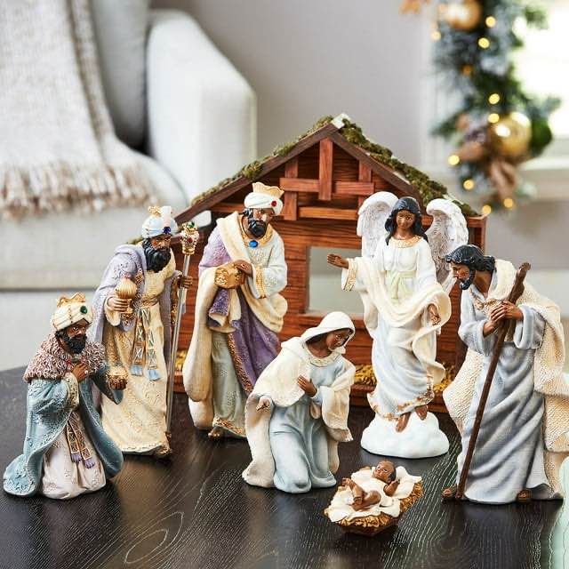 Member’s Mark Nativity set Decor , 9 pcs