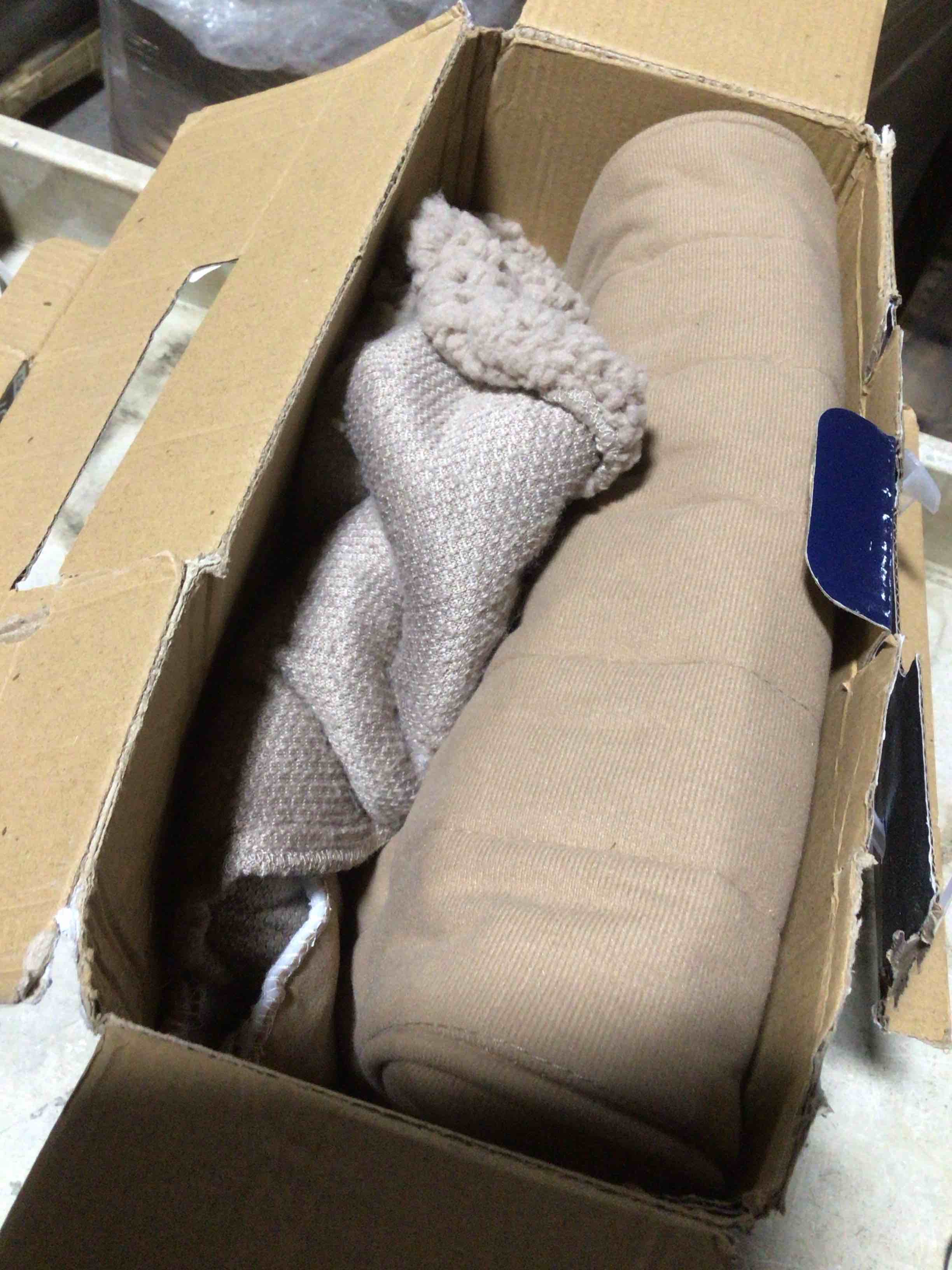 Condition photo showing As Is for Shavel Electric Foot Warmers, warm & cozy controller with 8 foot cord 