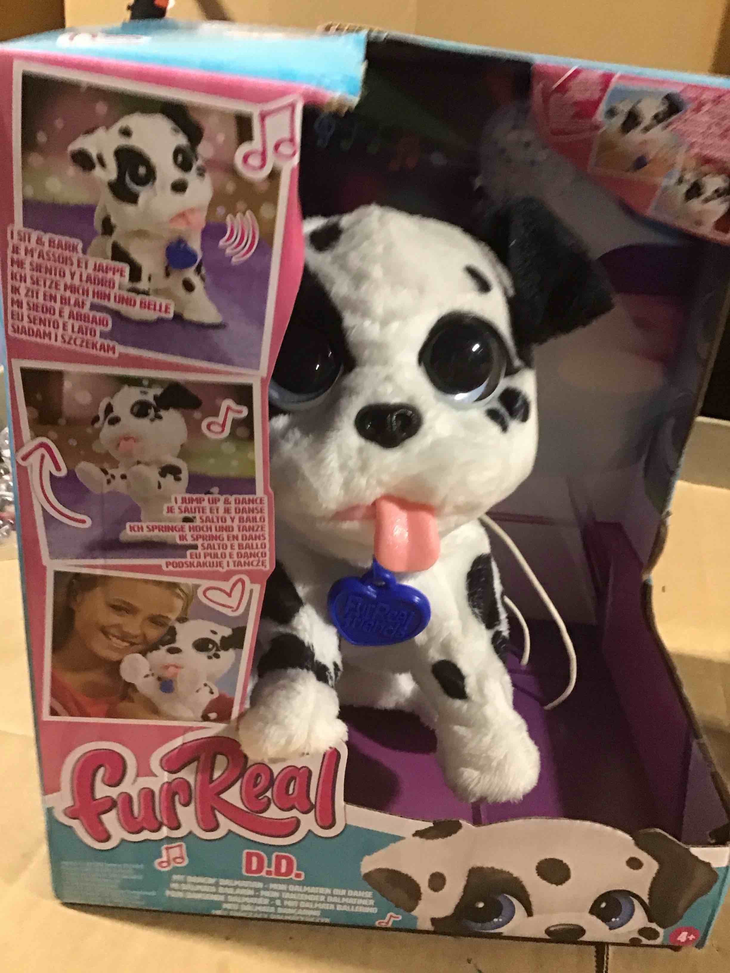 Furreal Dálmata Bailarín Perrito Interactivo Con Sonidos / H Blanco