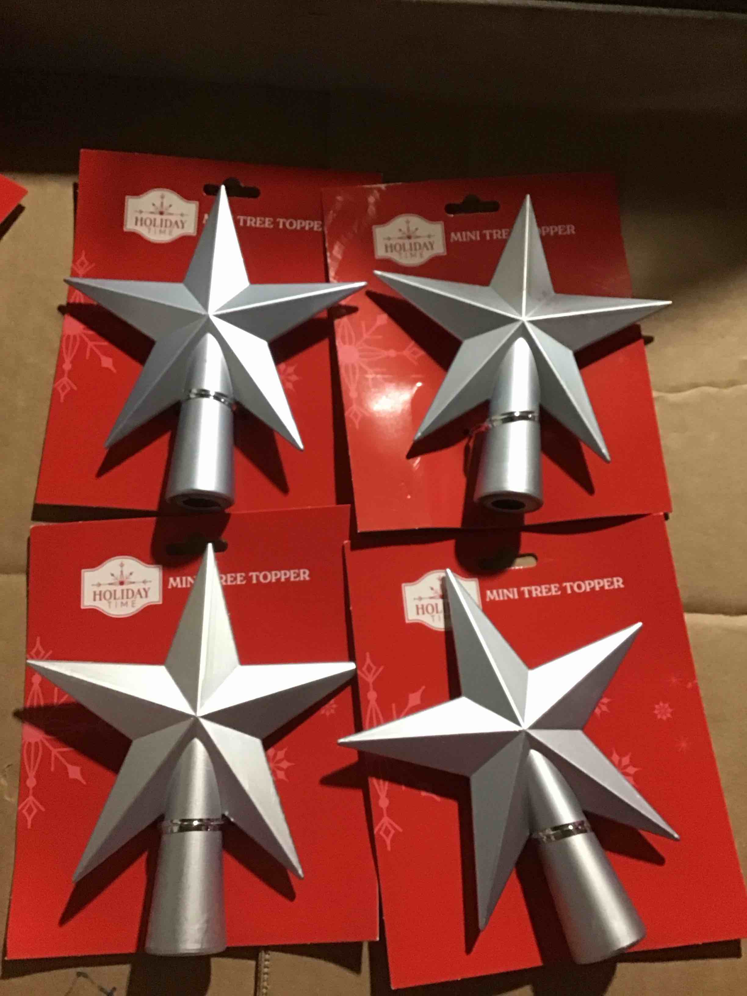 Hanaive Valentines Tree Topper Mini Star Small Treetop for Christmas Tree Star Ornaments Decorative for Home Xmas Holiday Party(Silver,1.77 Inch,Plated)