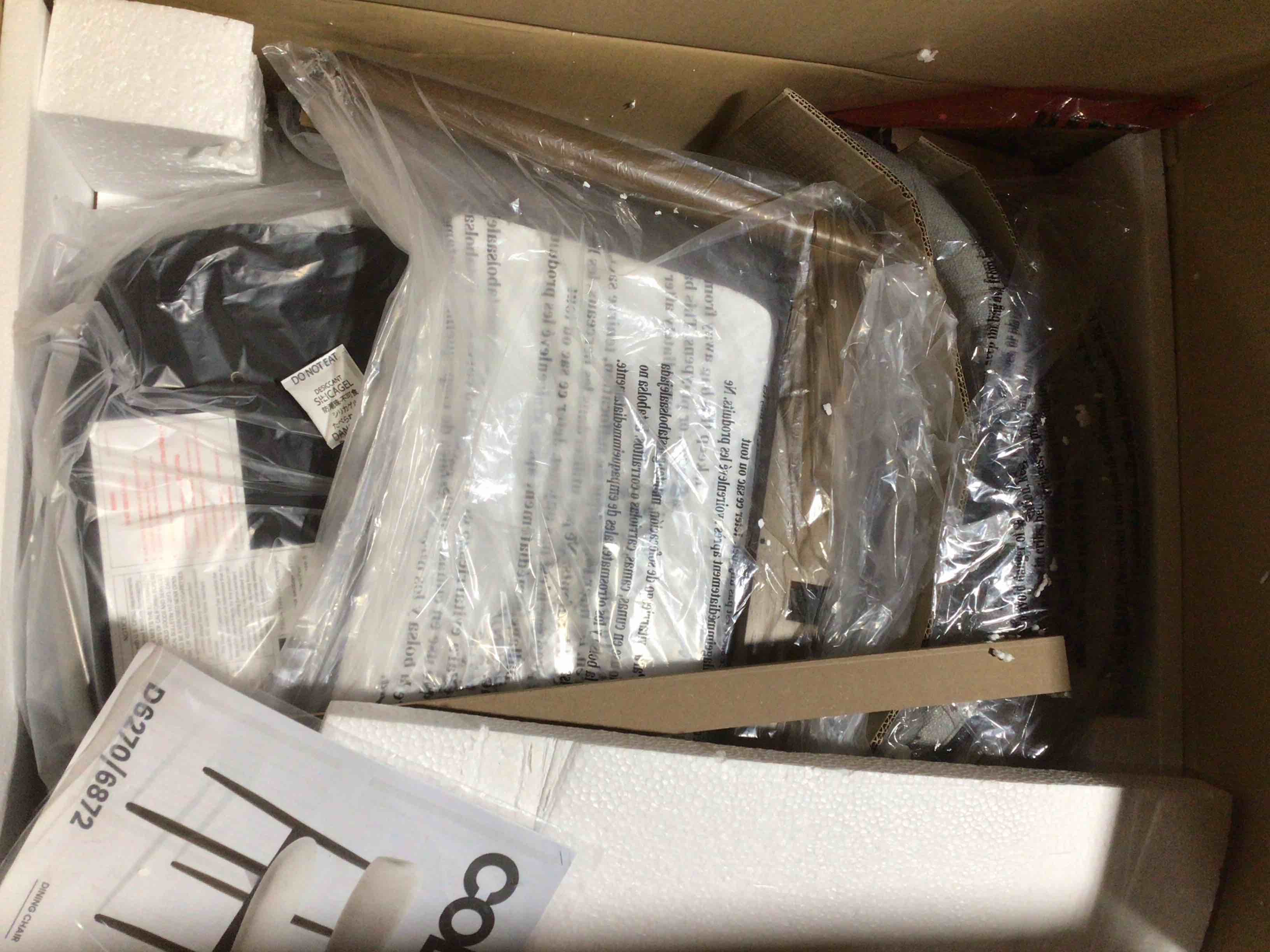 COLAMY Wooden Dining Chairs Set of 2, Modern Fabric Upholstered Kitchen Side Chairs, Farmhouse Dining Room Chair with Foot Pegs, Beige