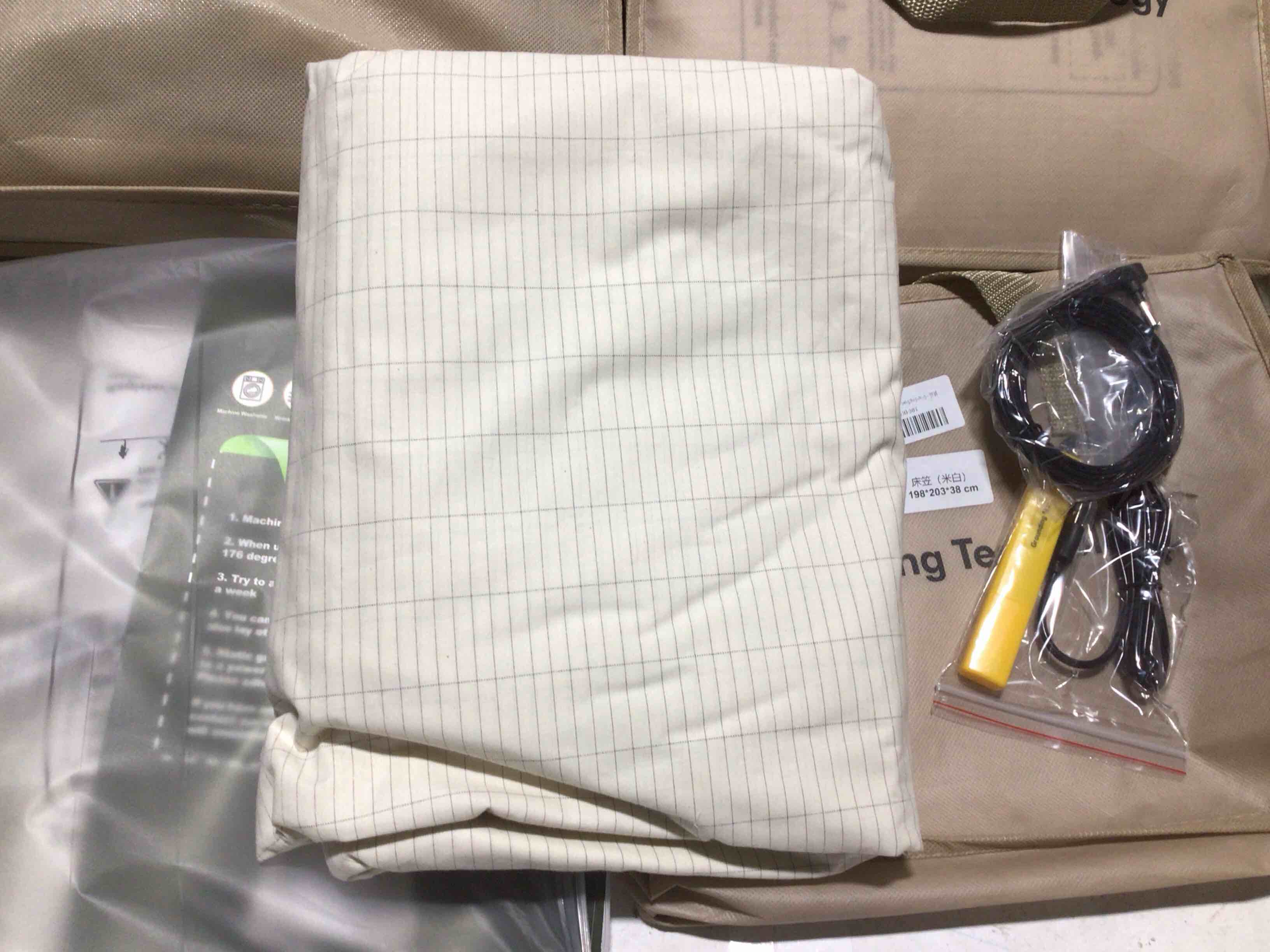 Condition photo showing New/Like New for Grounding Sheet, 90% Organic Cotton + 10% Pure Silver Organic Fitted Grounded Sheet for Improved Sleep, Connected Earth Energy - Healthy Sleep Therapy (White, (78 * 80.3 * 15inch)