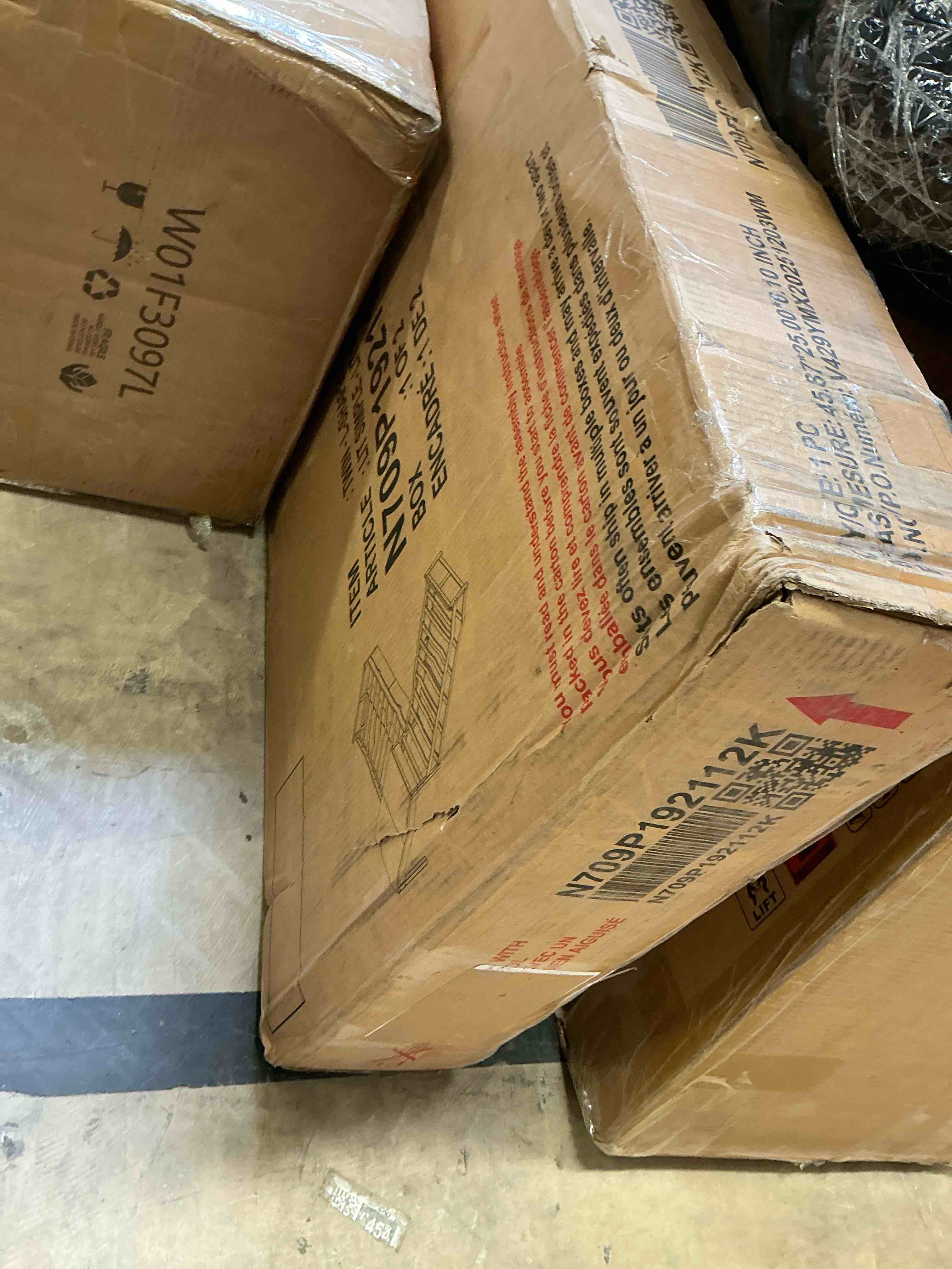 https://s3.amazonaws.com/lotting-images-prod/bidfta/BRN3784696_1785526382587.jpeg
