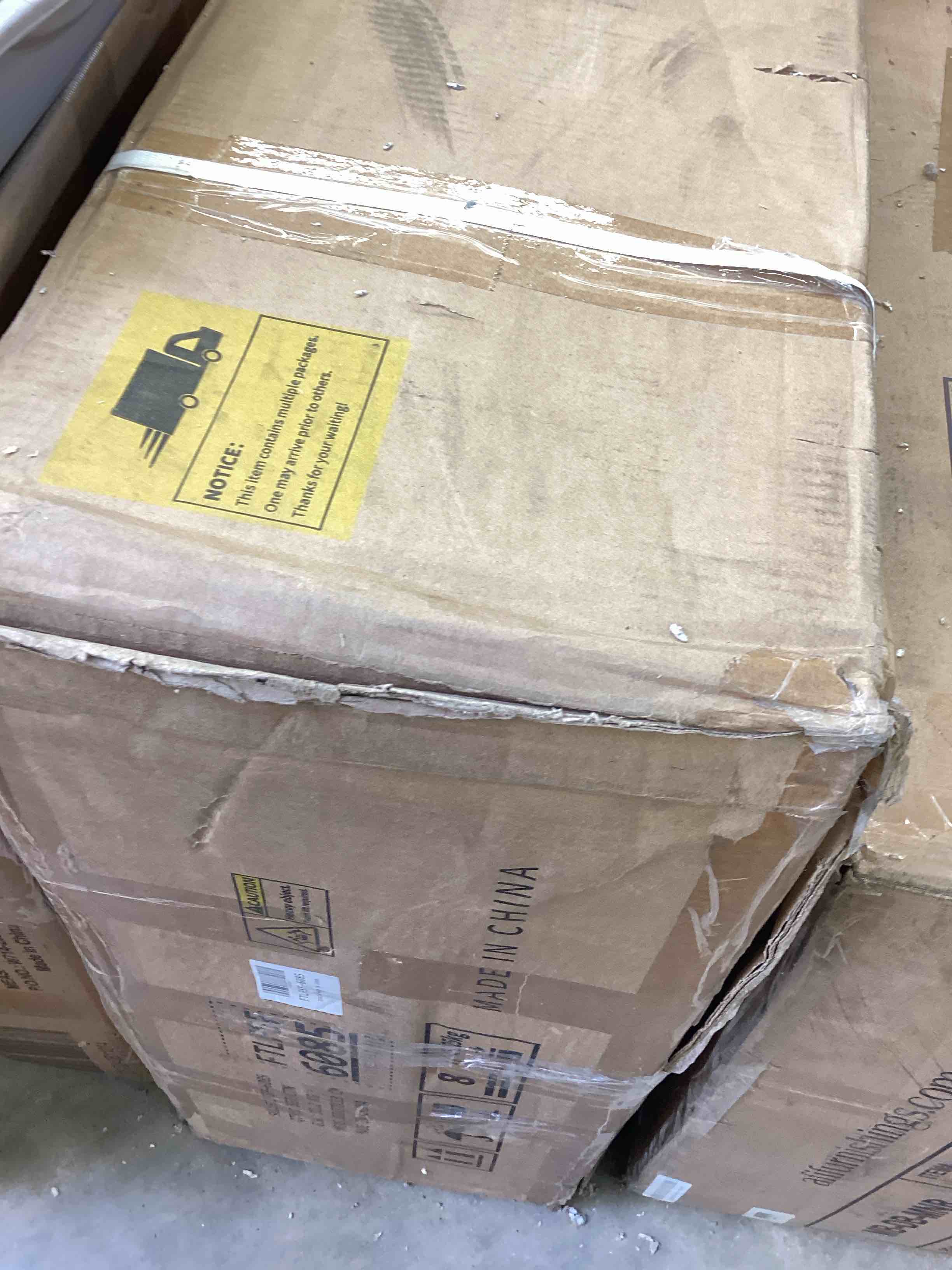 https://s3.amazonaws.com/lotting-images-prod/bidfta/BRN3784769_1789573404405.jpeg