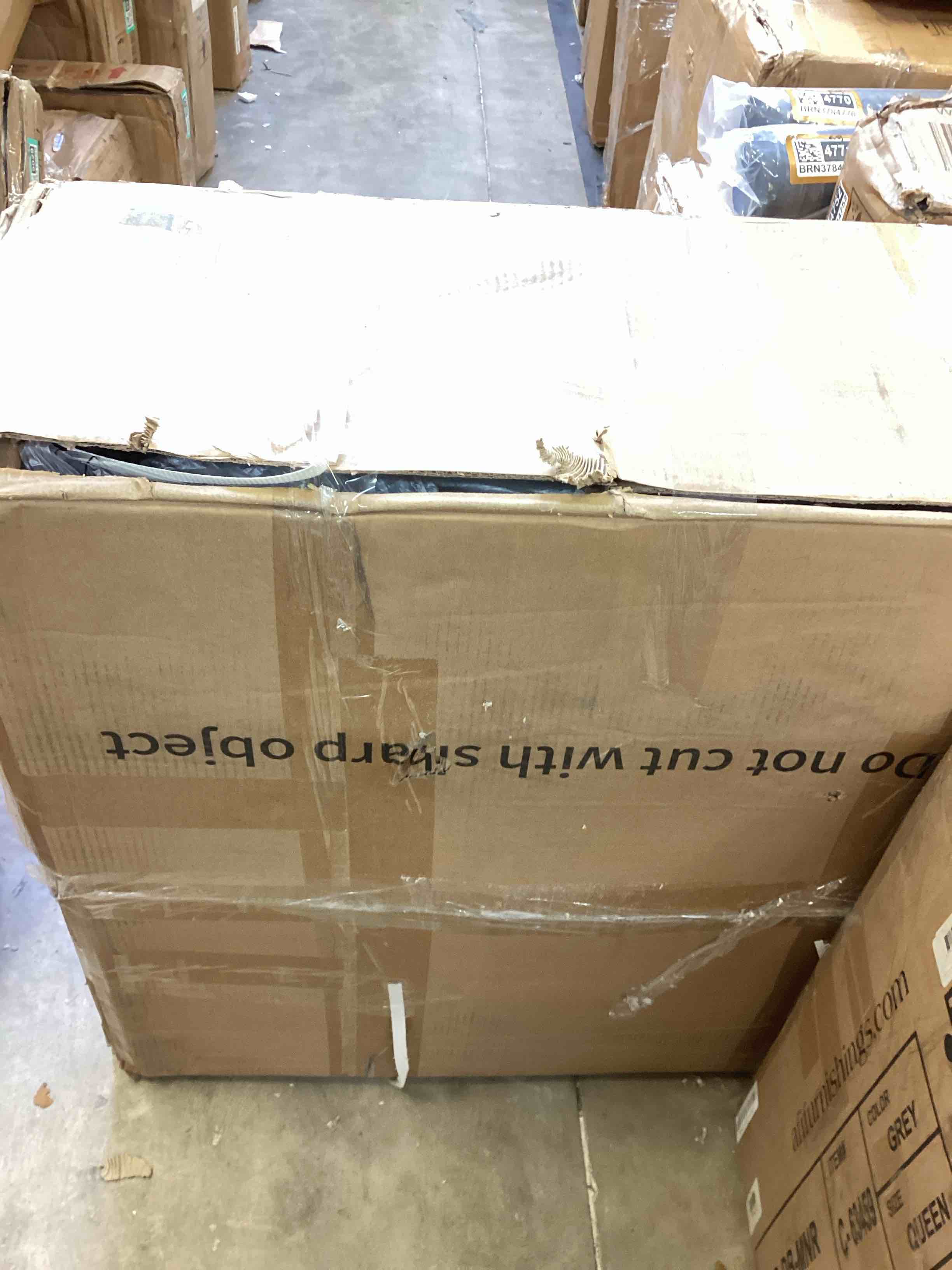 https://s3.amazonaws.com/lotting-images-prod/bidfta/BRN3784769_1789573825706.jpeg