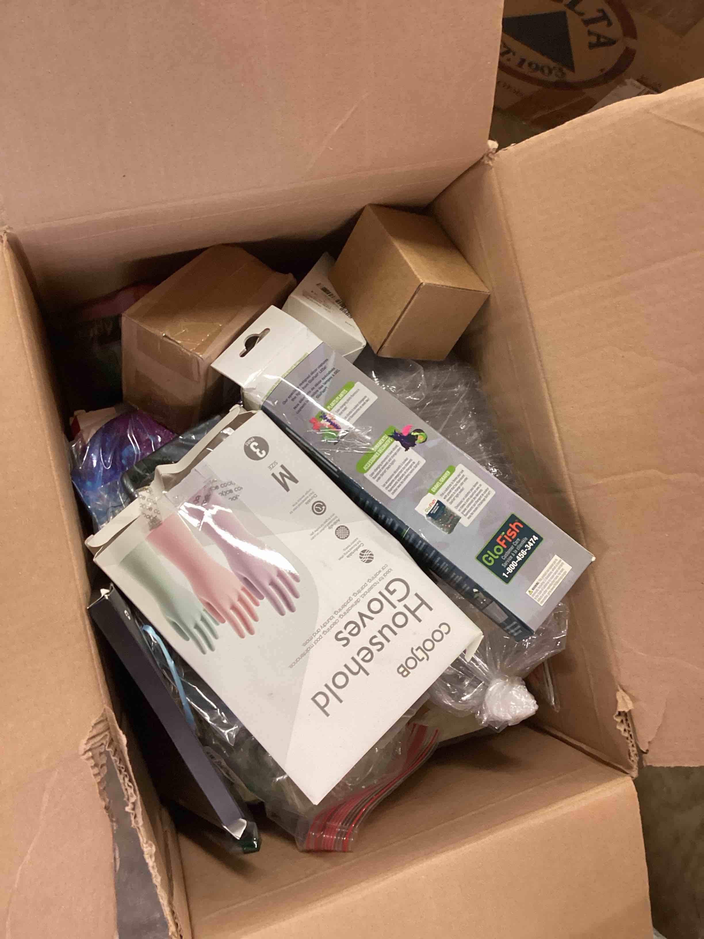 Assorted miscellaneous item 