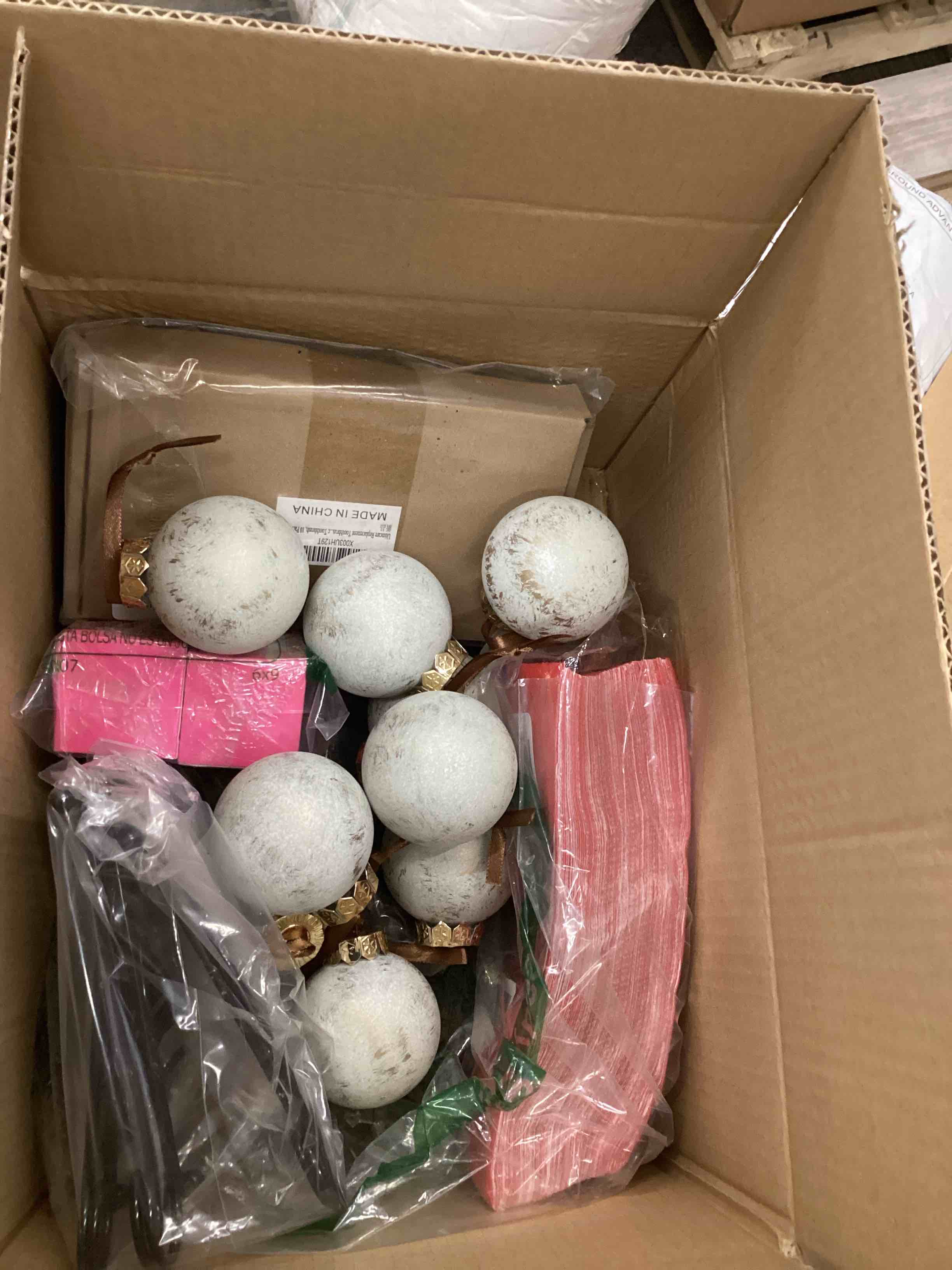 assorted miscellaneous items 