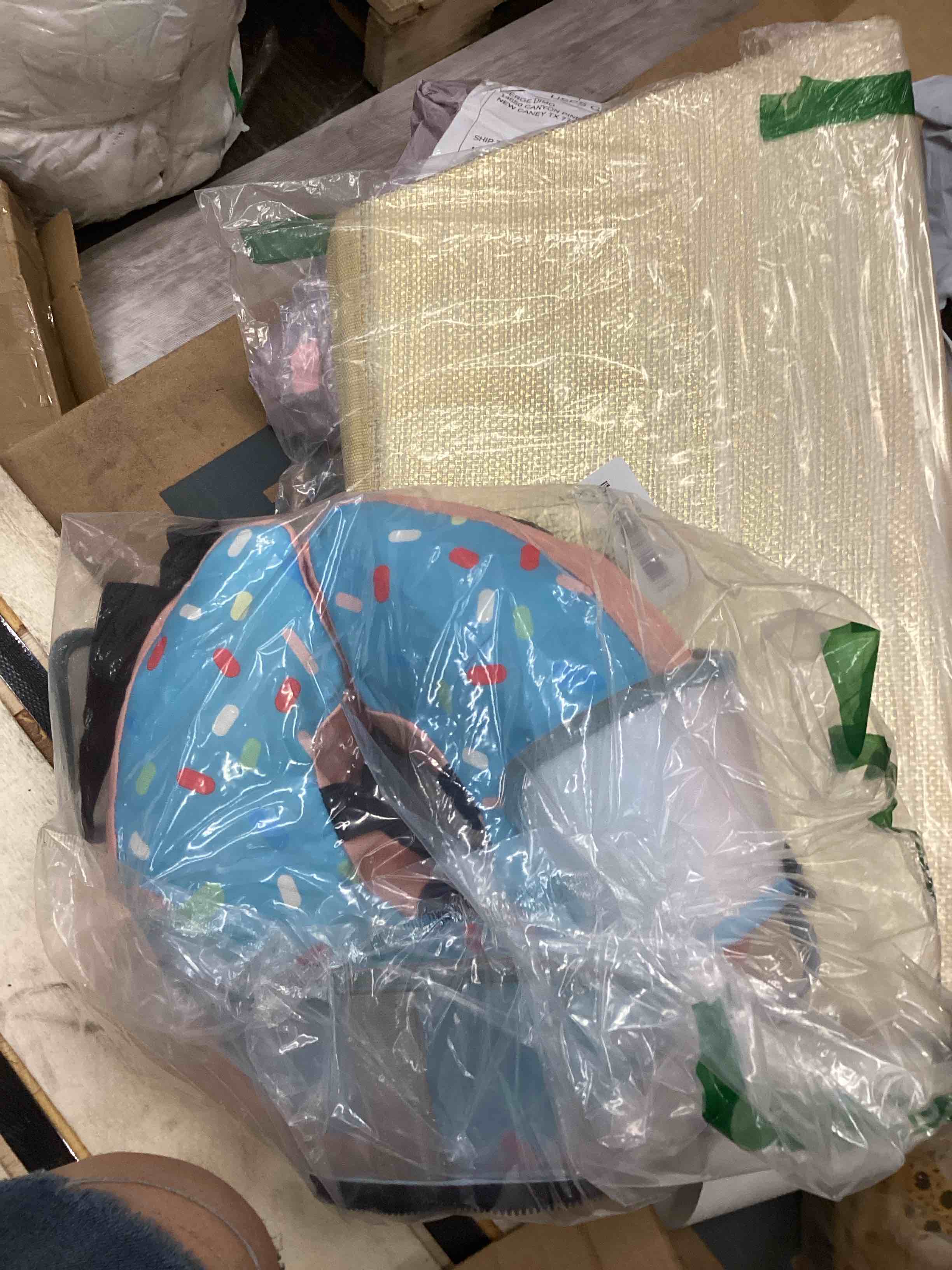 Condition photo showing Good Condition for supet raised inflatable dog cone collar to stop licking, soft dog cone alternative after surgery, doggie neck donut collar for small medium large dogs donut light blue s(neck 7"-9.5")