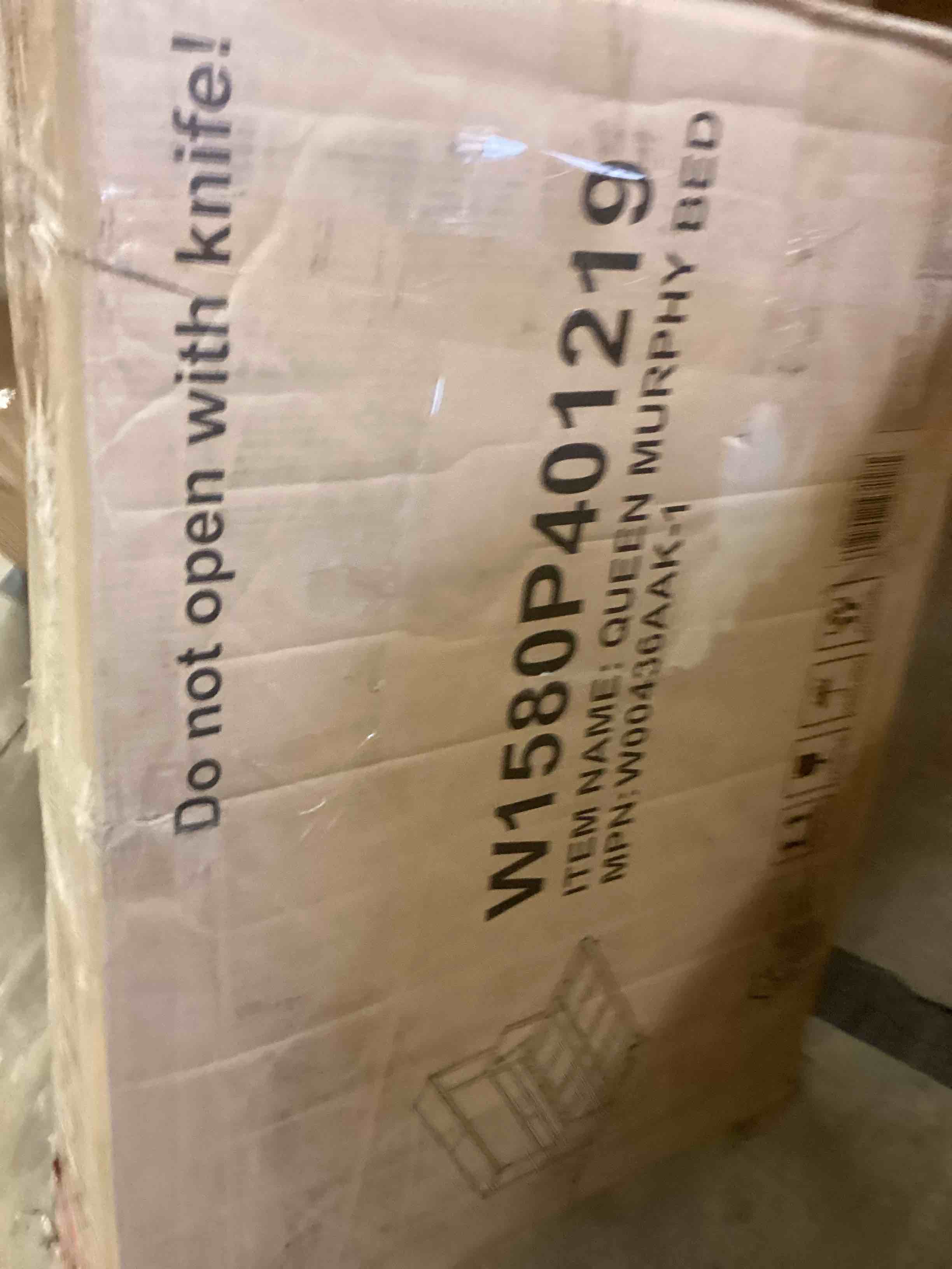 Condition photo showing Good Condition for queen murphy bed ,white (incomplete one box only)