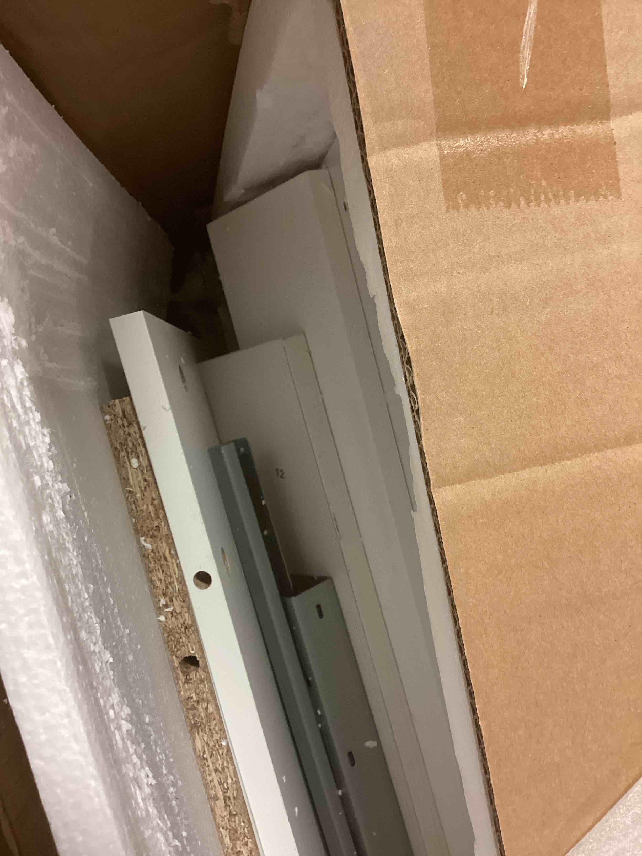 https://s3.amazonaws.com/lotting-images-prod/bidfta/BRN3788585_1776717554384.jpeg