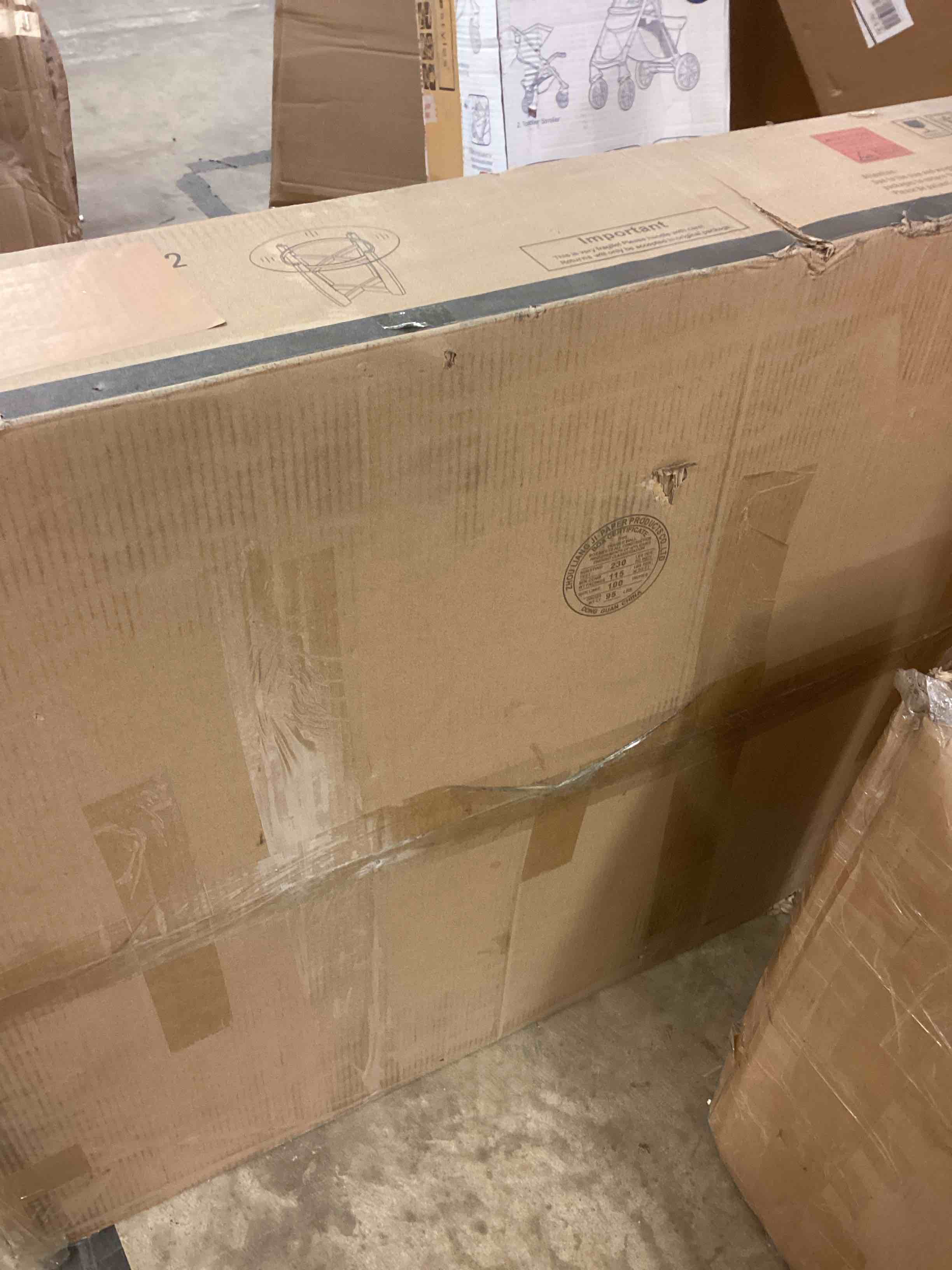 Condition photo showing Good Condition for padma house 48" inch round glass top dining table with solid wood base,1/2 thick tempered glass 30.5 height (incomplete one box of two only)