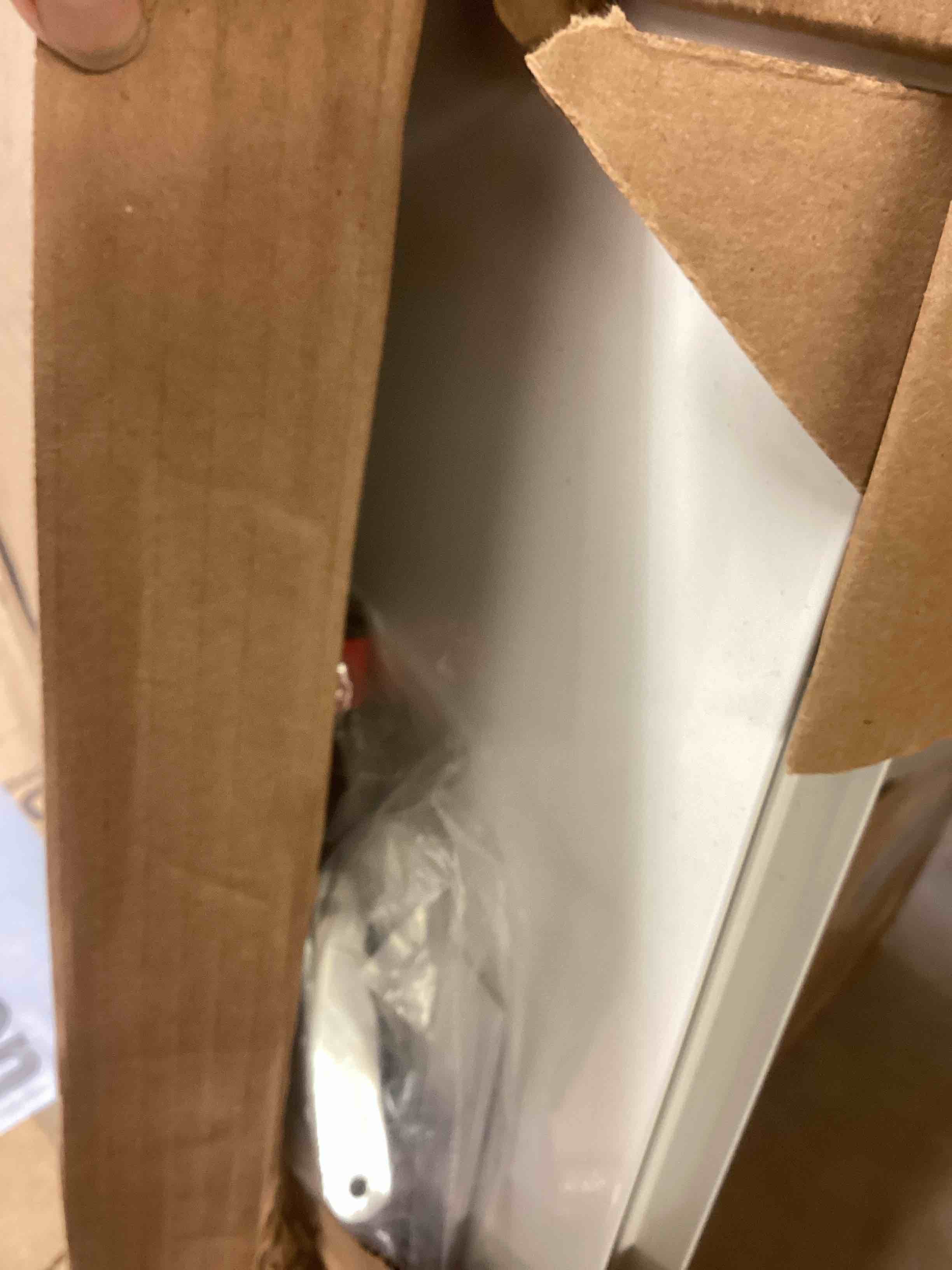 https://s3.amazonaws.com/lotting-images-prod/bidfta/BRN3788708_1776885677512.jpeg
