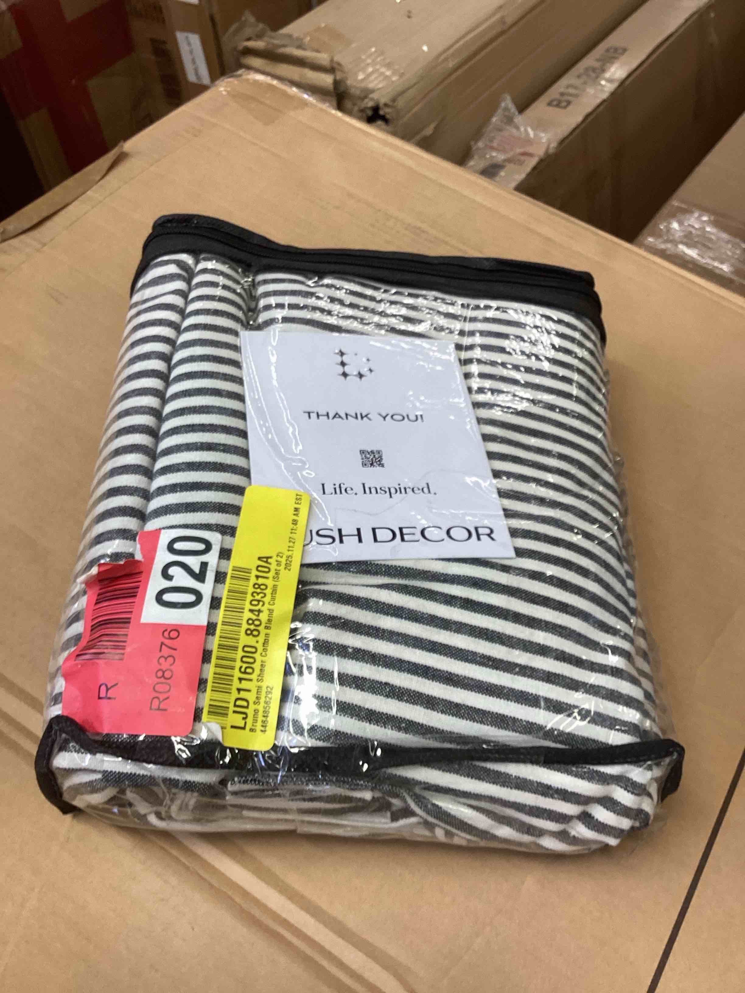 https://s3.amazonaws.com/lotting-images-prod/bidfta/BRN3788870_1777061590830.jpeg