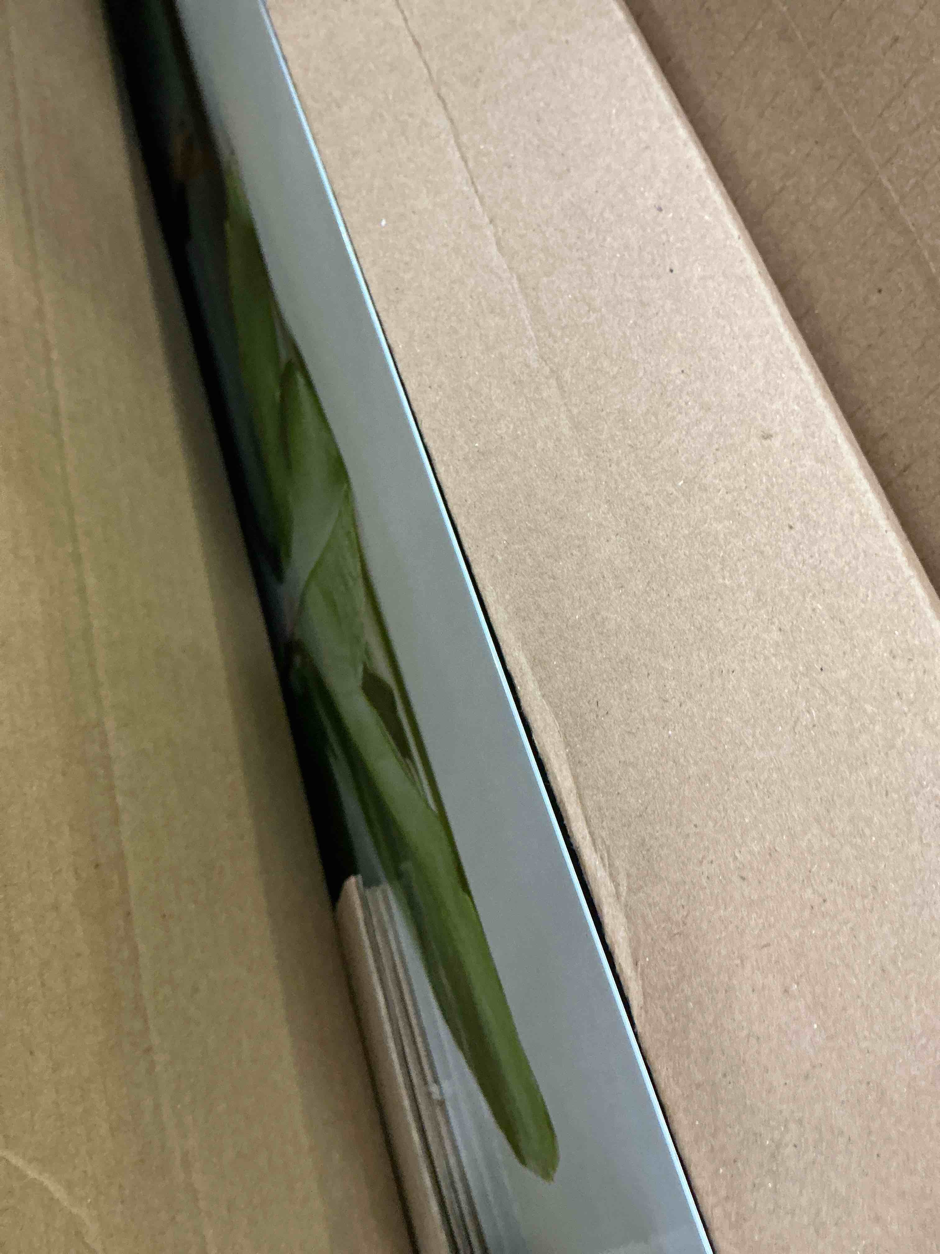 Condition photo showing Good Condition for designart "green zen spiritual stone iii" spiritual stone wall art green - traditional wall art décor for bedroom