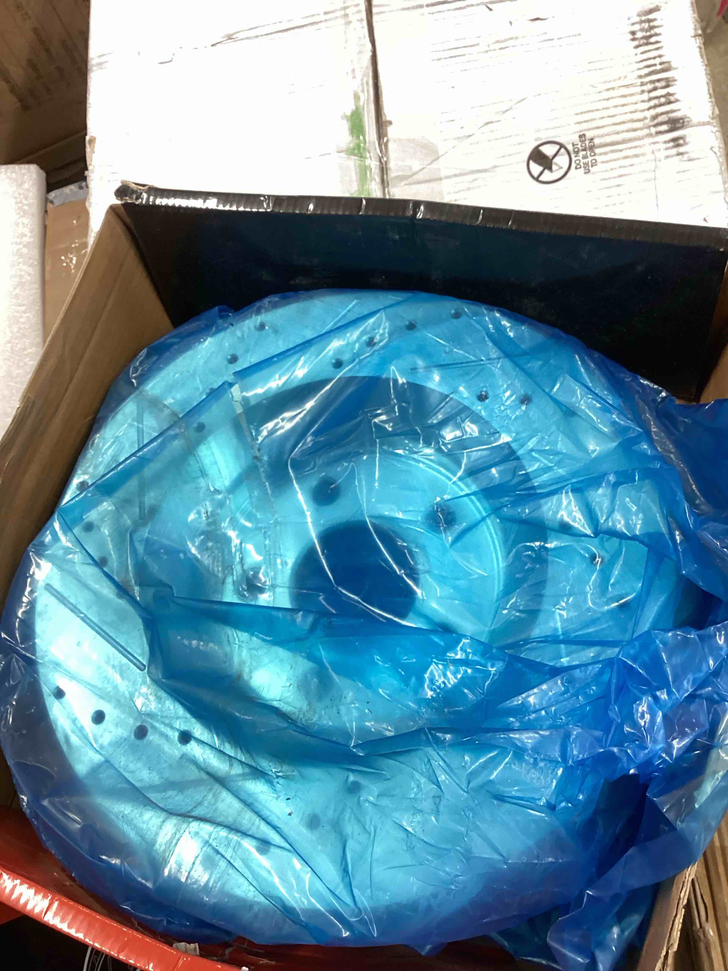 Condition photo showing New/Like New for a-premium front drilled and stotted disk brake rotors (brs53064) 2 pack
