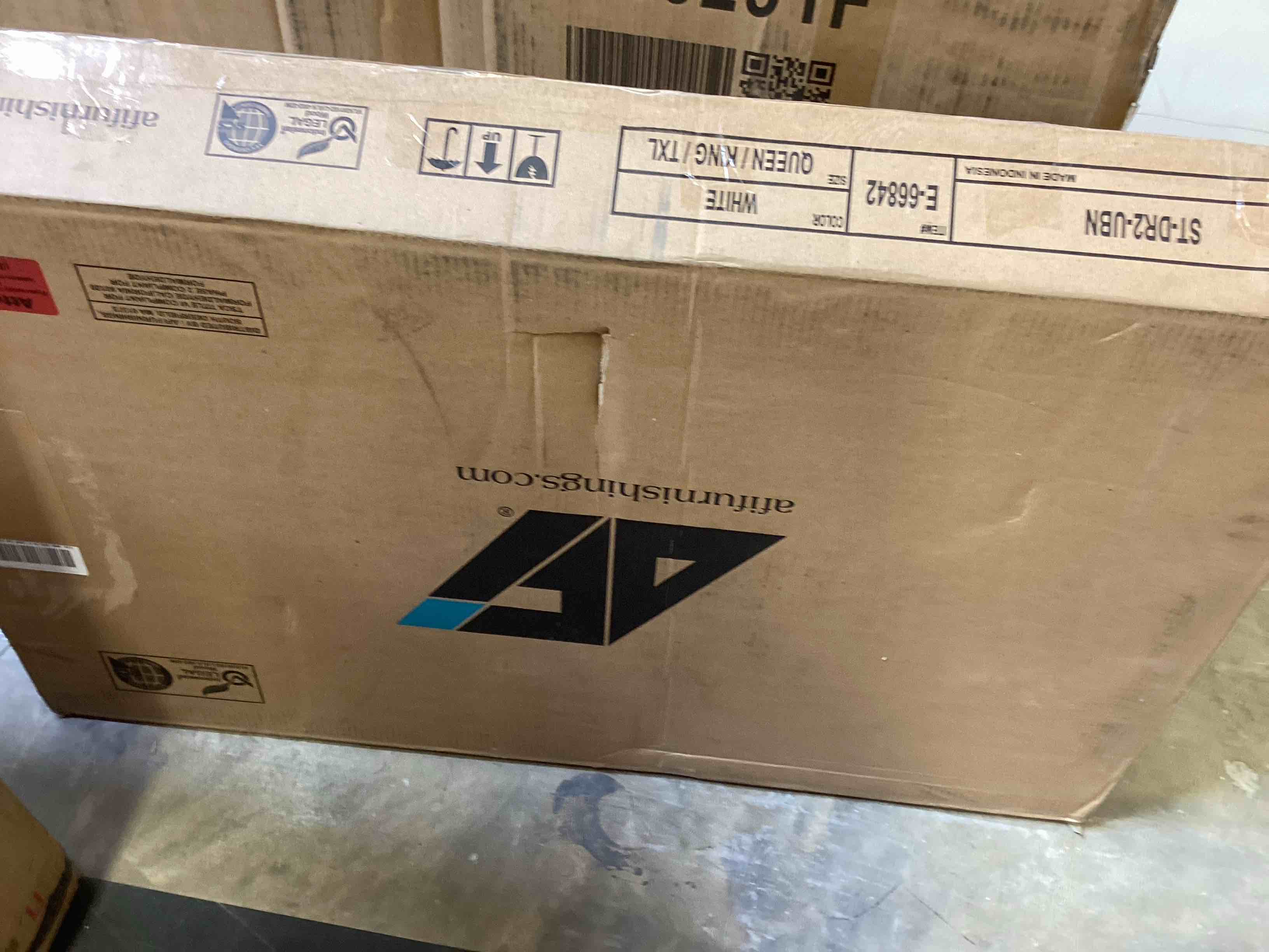 https://s3.amazonaws.com/lotting-images-prod/bidfta/BRN3789403_1777576338046.jpeg