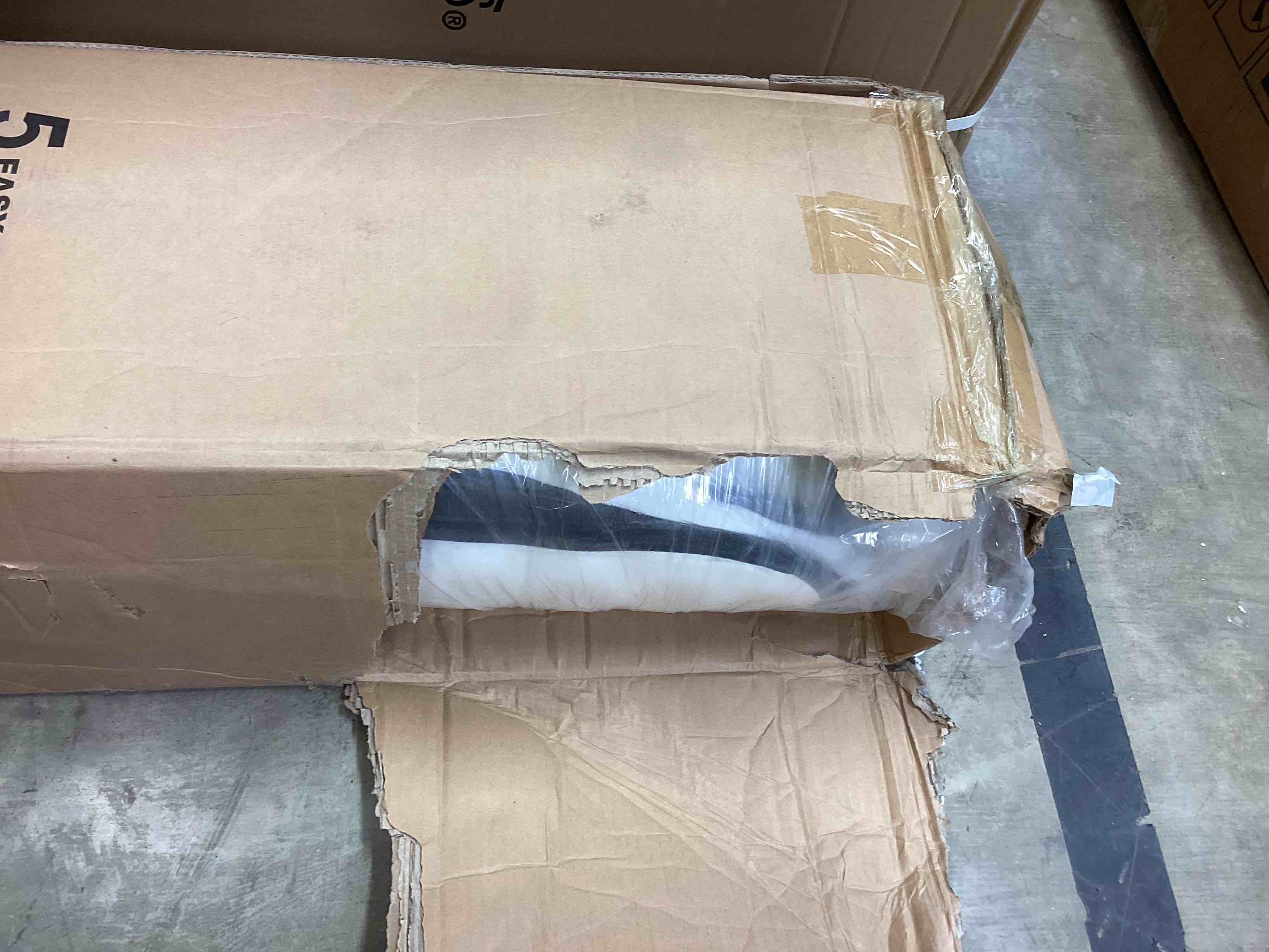 Condition photo showing New/Like New for avenco whisper 14" king size medium firm individual pocket hybrid support mattress,certipur-us certified