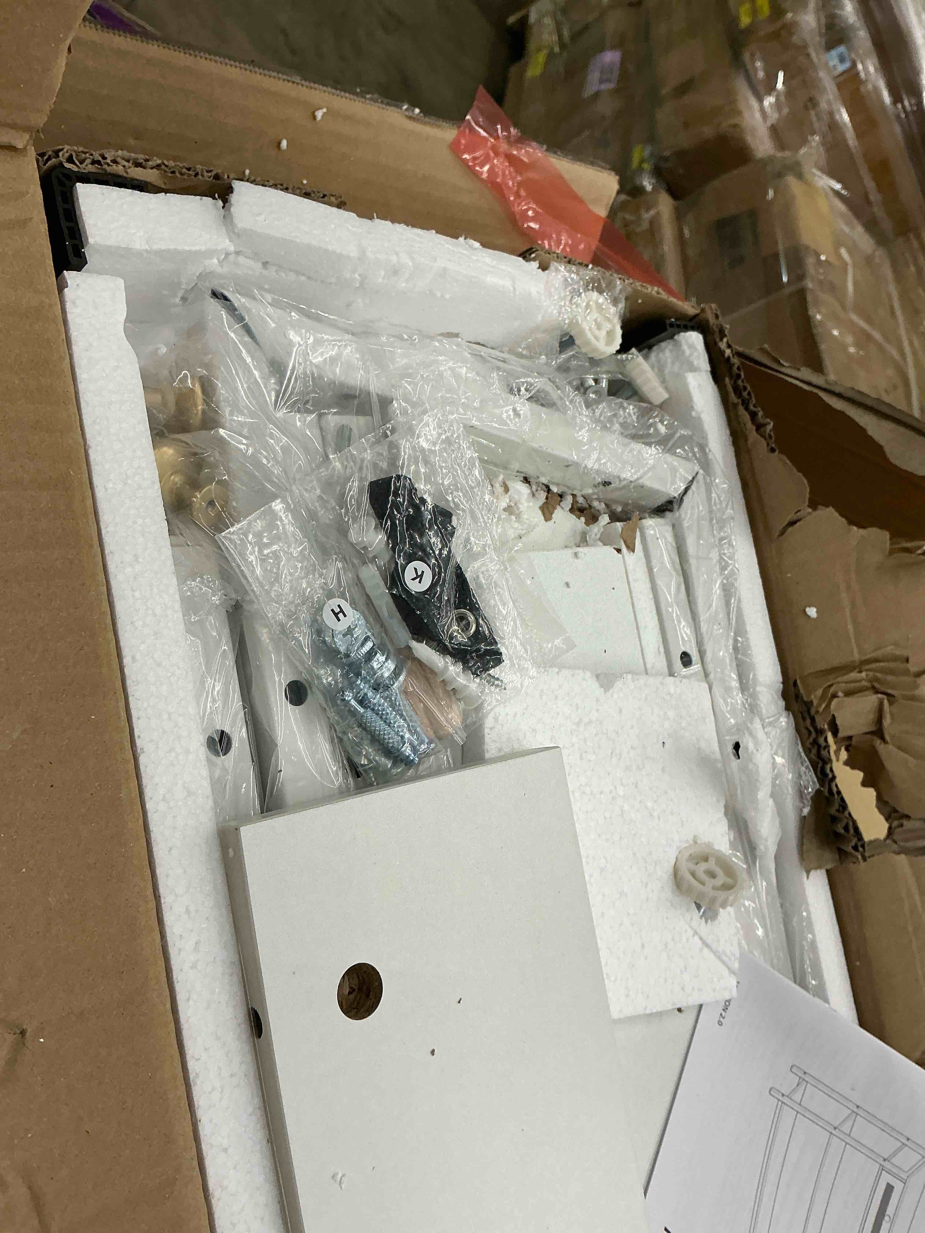 https://s3.amazonaws.com/lotting-images-prod/bidfta/BRN3789451_1777576884650.jpeg