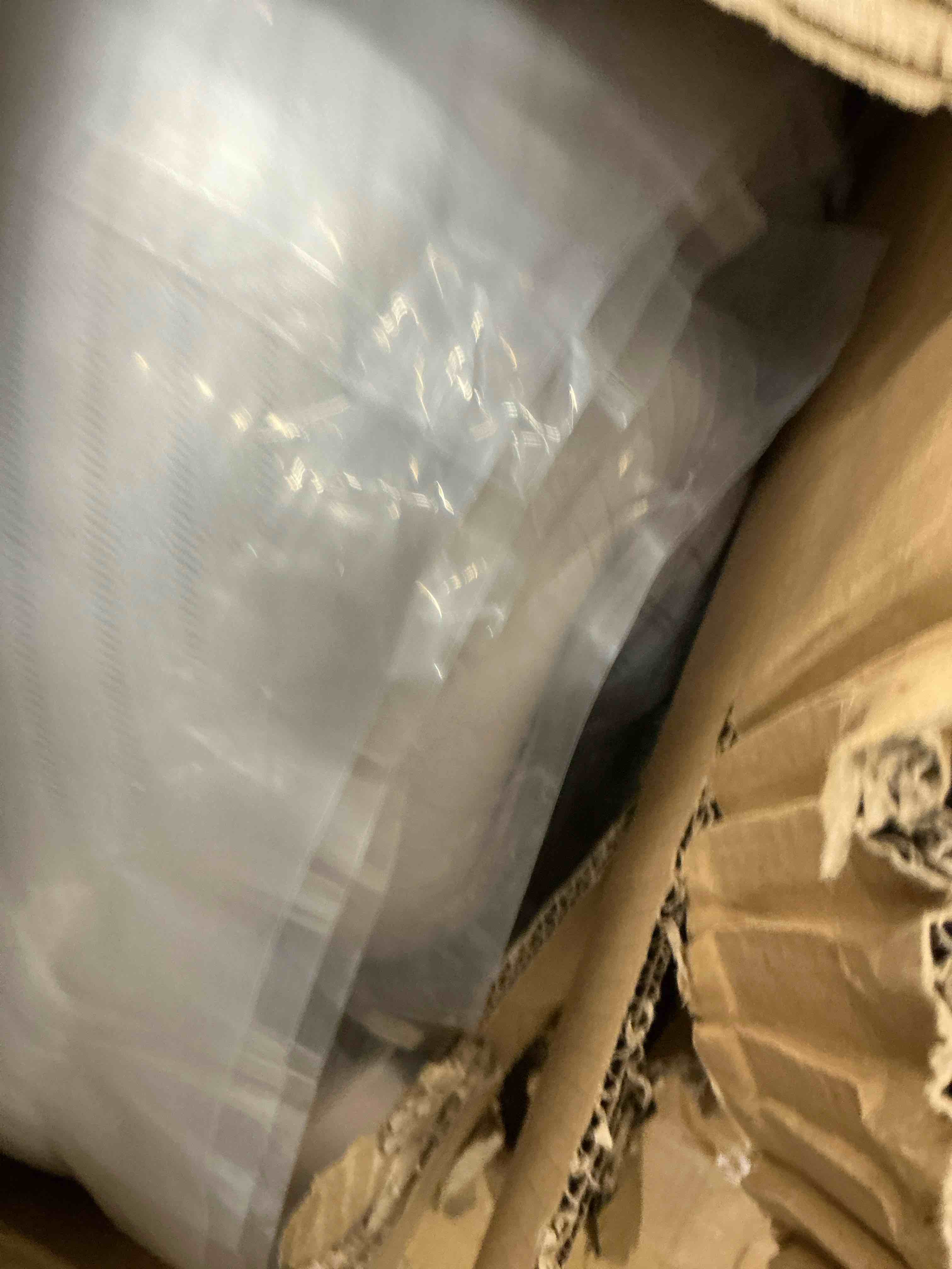 https://s3.amazonaws.com/lotting-images-prod/bidfta/BRN3789453_1777577364375.jpeg