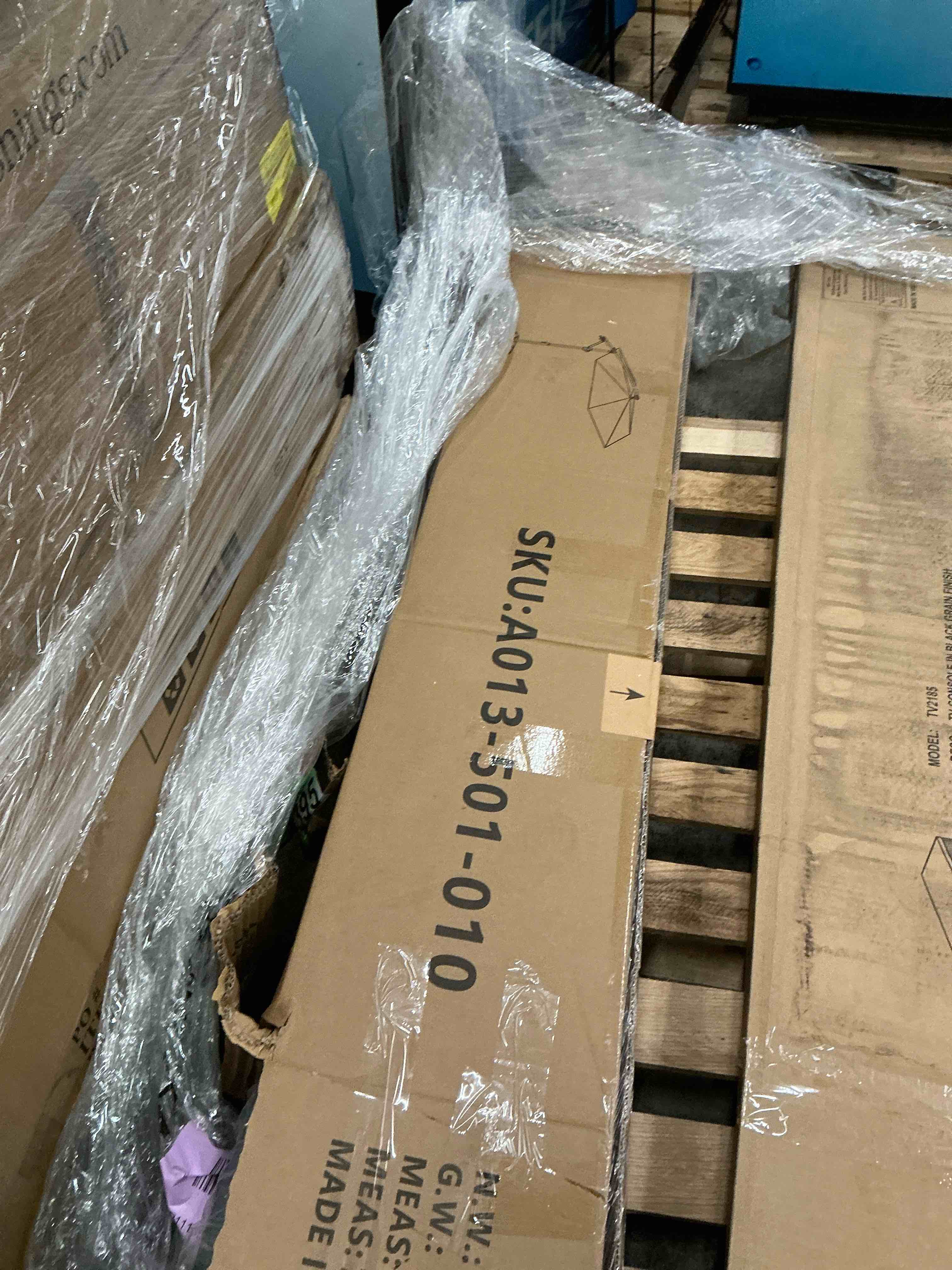 https://s3.amazonaws.com/lotting-images-prod/bidfta/BRN3789463_1777581262909.jpeg