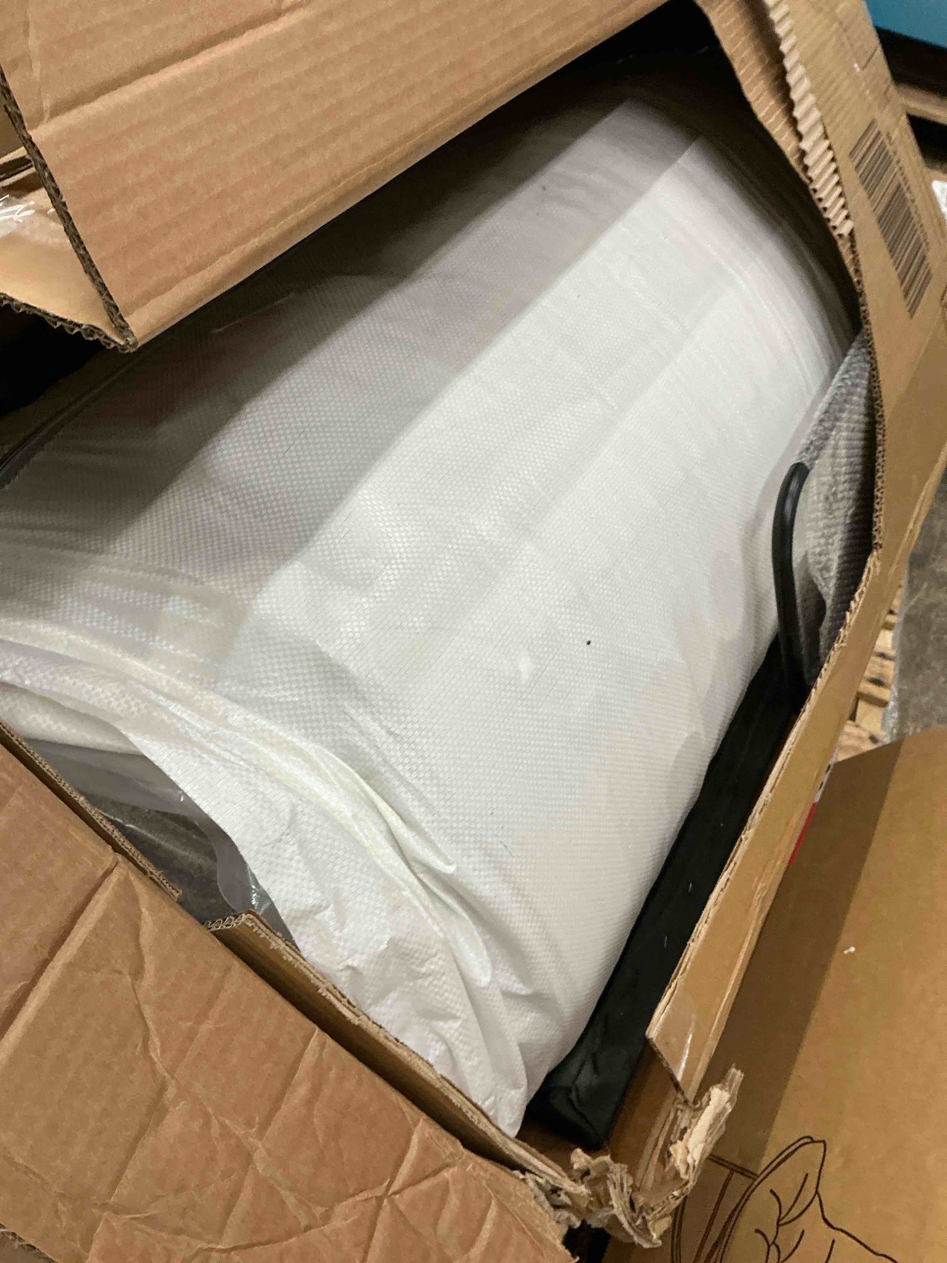 https://s3.amazonaws.com/lotting-images-prod/bidfta/BRN3789464_1777581945955.jpeg