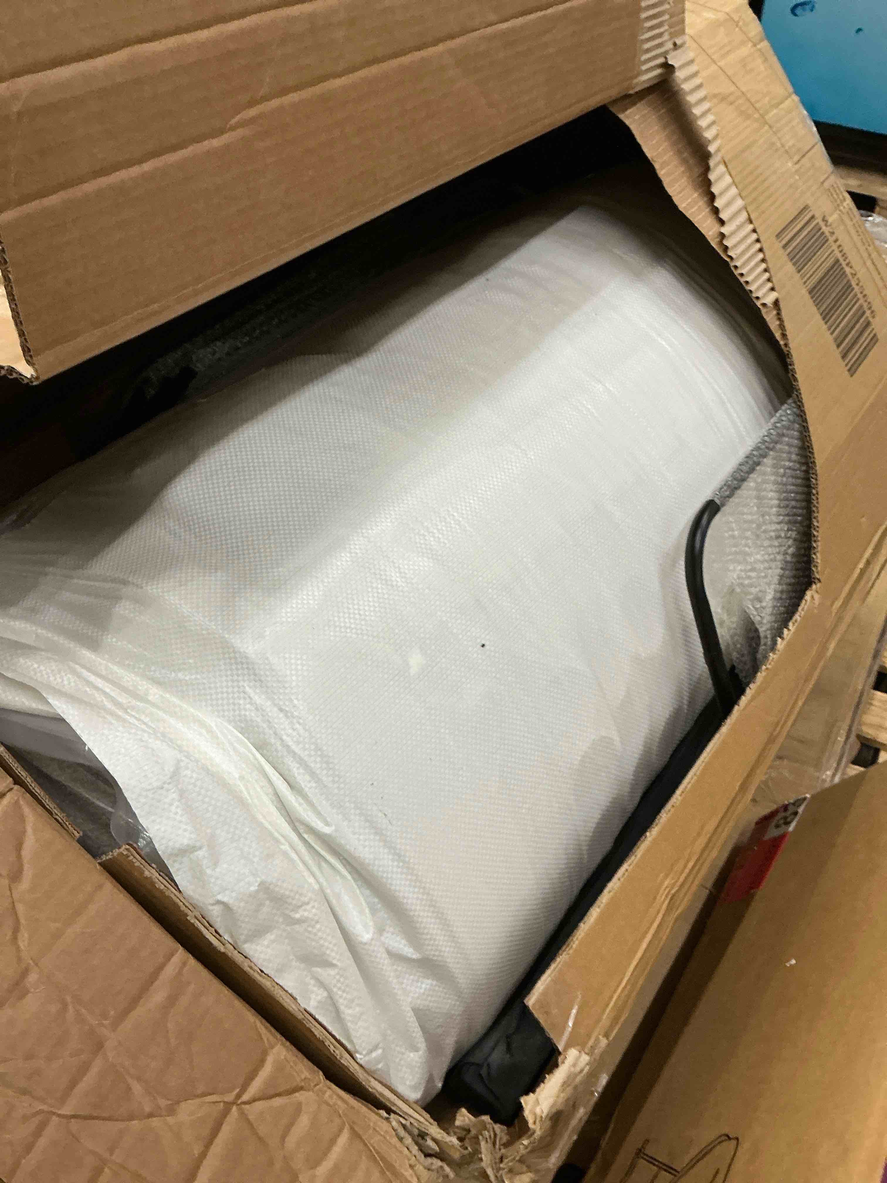 https://s3.amazonaws.com/lotting-images-prod/bidfta/BRN3789464_1777581949564.jpeg