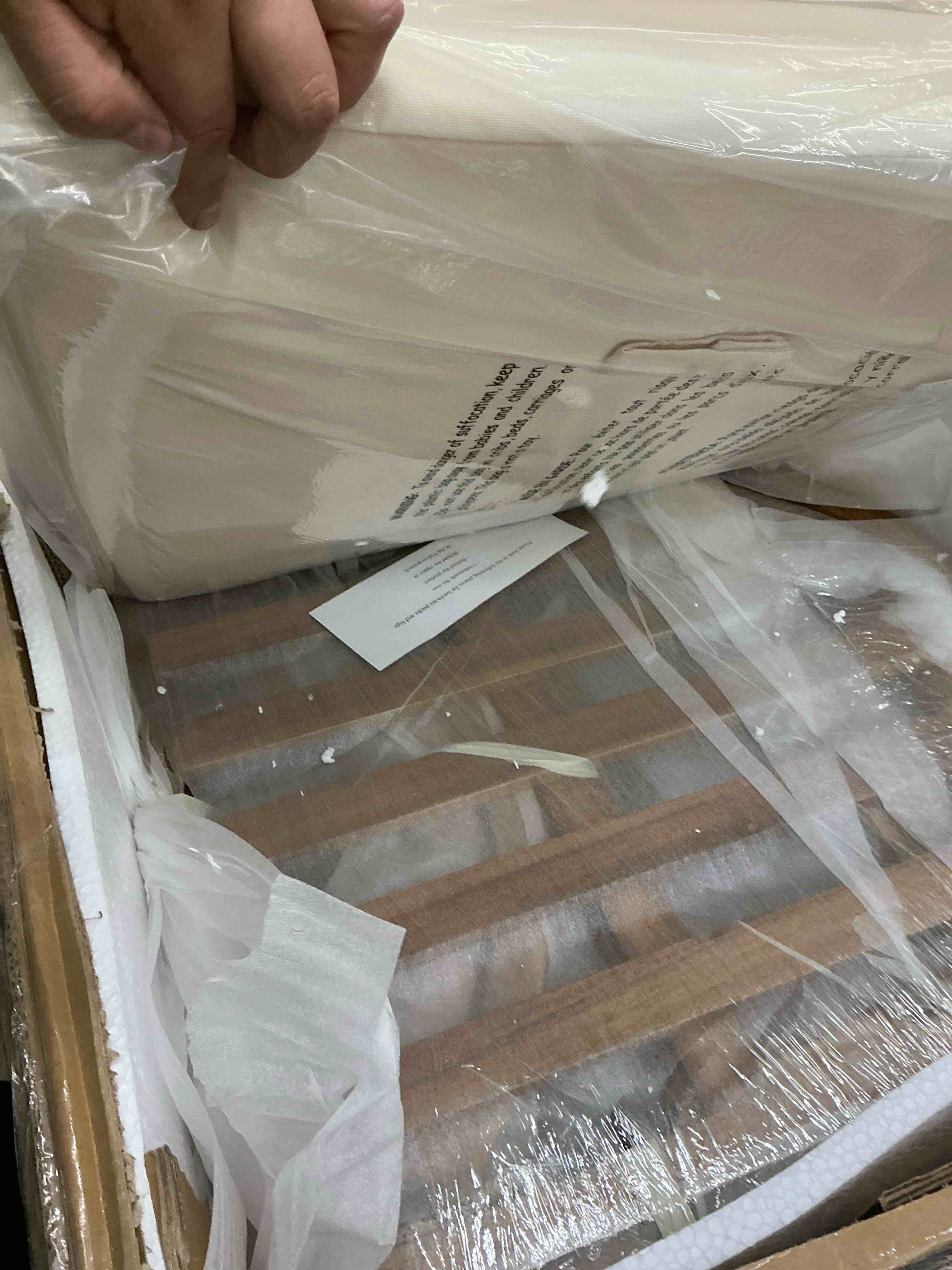 https://s3.amazonaws.com/lotting-images-prod/bidfta/BRN3789469_1777583783863.jpeg
